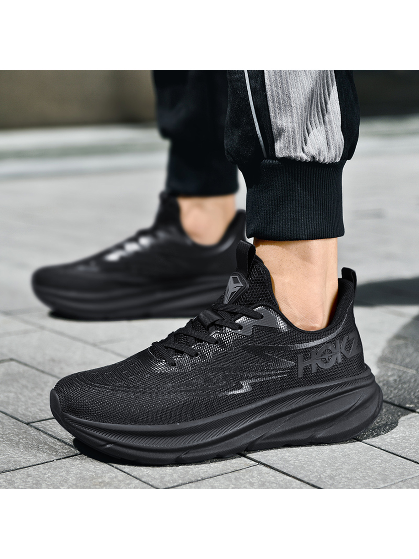 Men Black Sports Shoes