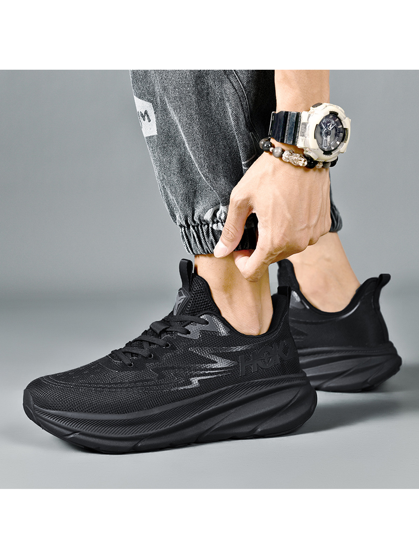 Men Black Sports Shoes