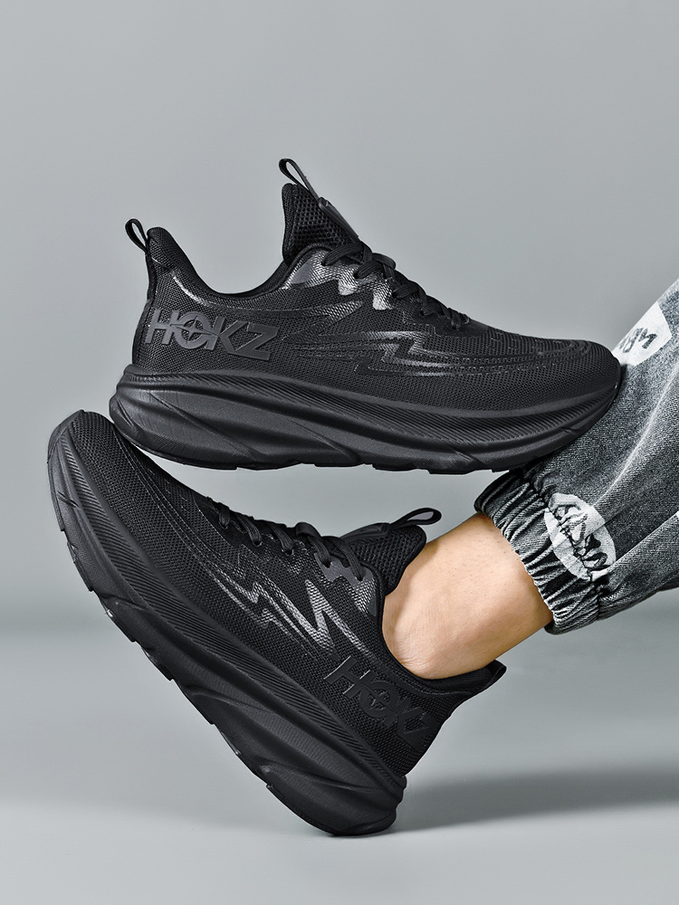 Men Black Sports Shoes
