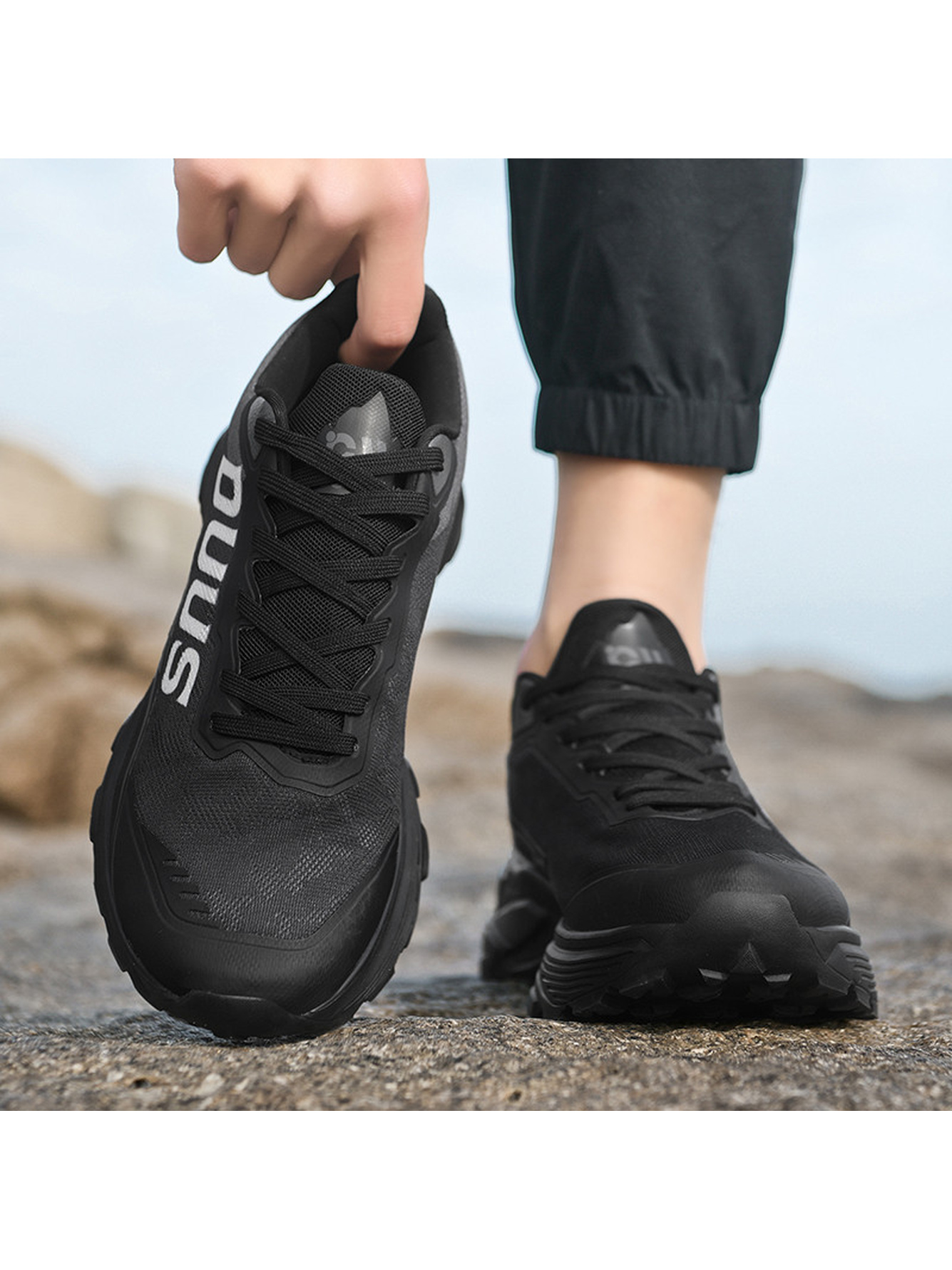 Men Black Sports Sneakers