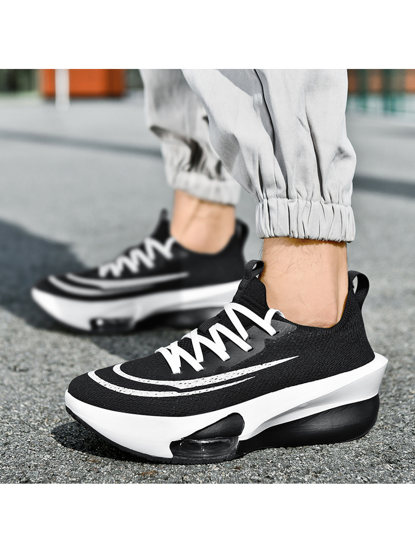 Men Black Sports Running Shoes