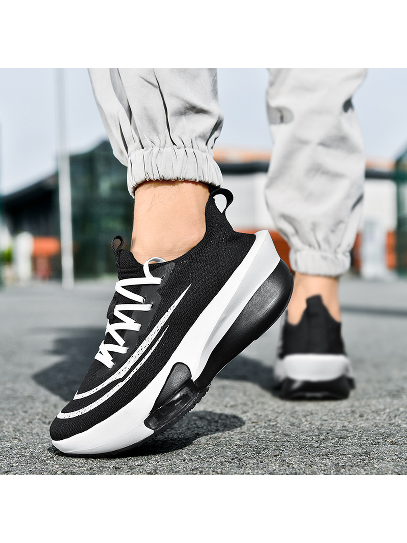 Men Black Sports Running Shoes