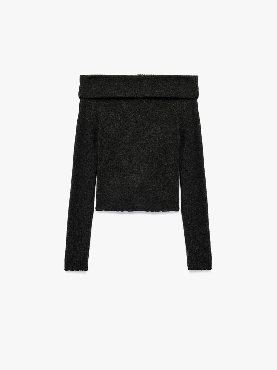 Off Shoulder Long Sleeve Cropped T-Shirt