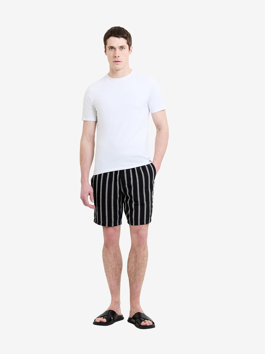 Men Black Striped Drawstring Shorts