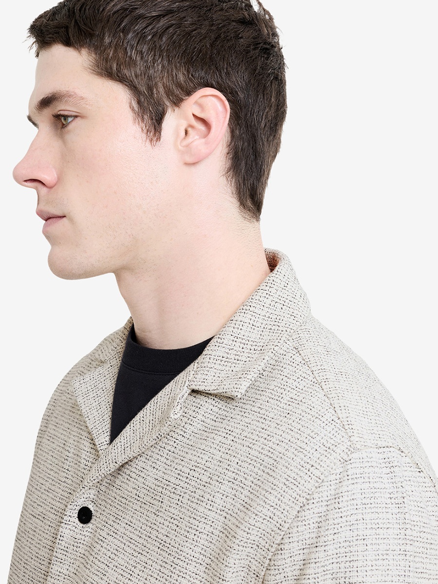 Men Long Sleeve Two Thread Dobby Monochrome Shacket Shirt