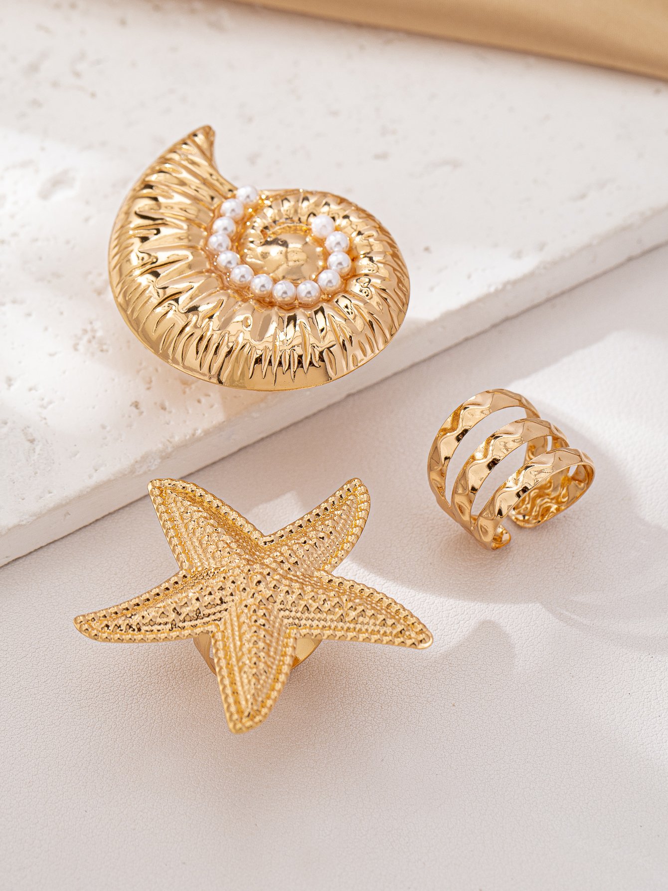 Gold Seashell Starfish Ring Set