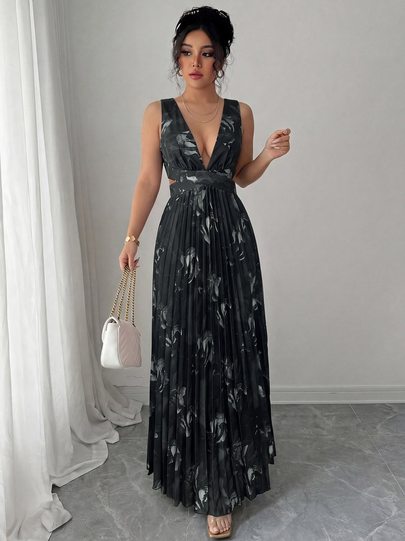 Black Floral Print Sleeveless A-Line Maxi Dress