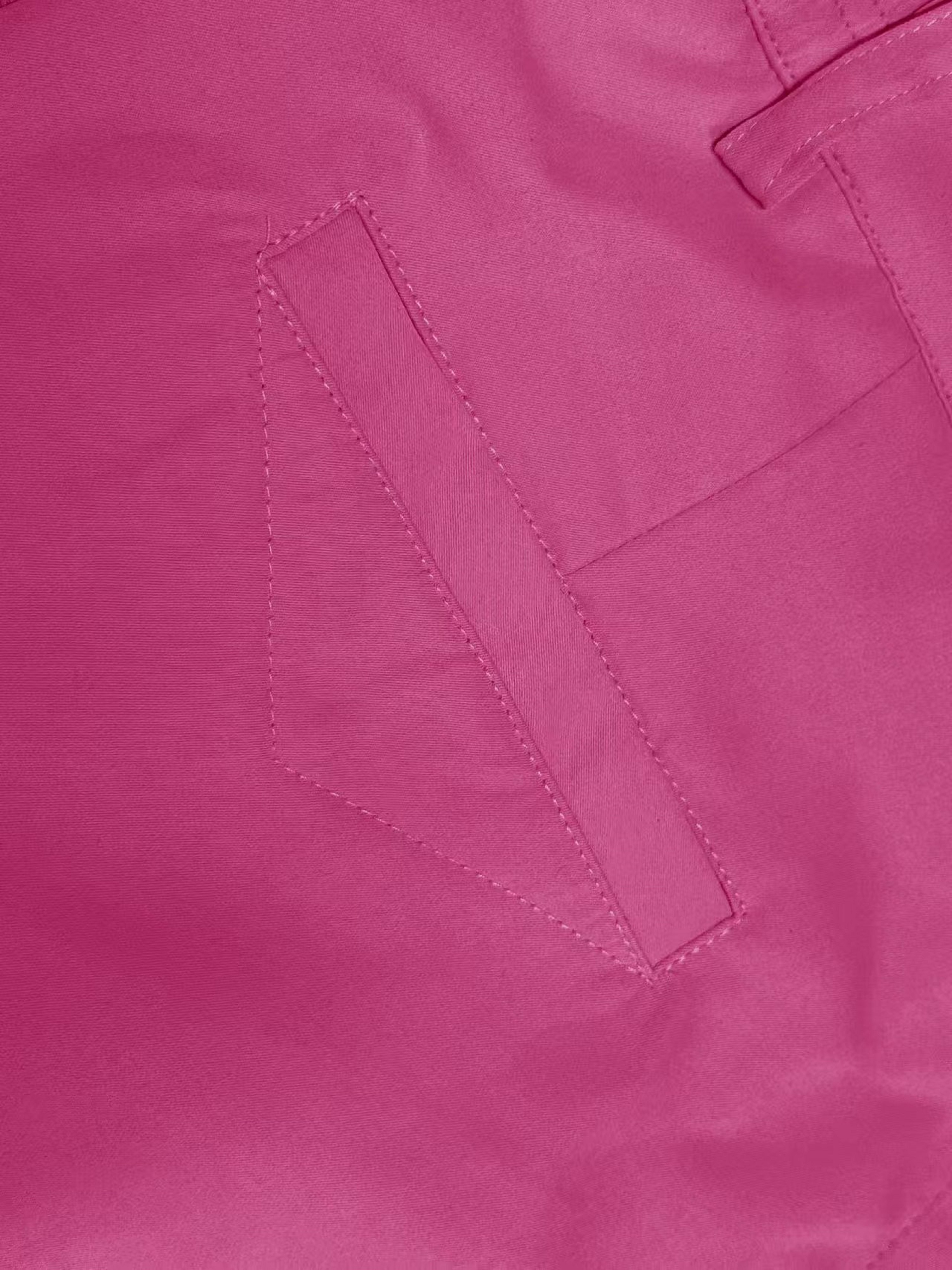 Pink Solid Pocket Detail Casual Shorts
