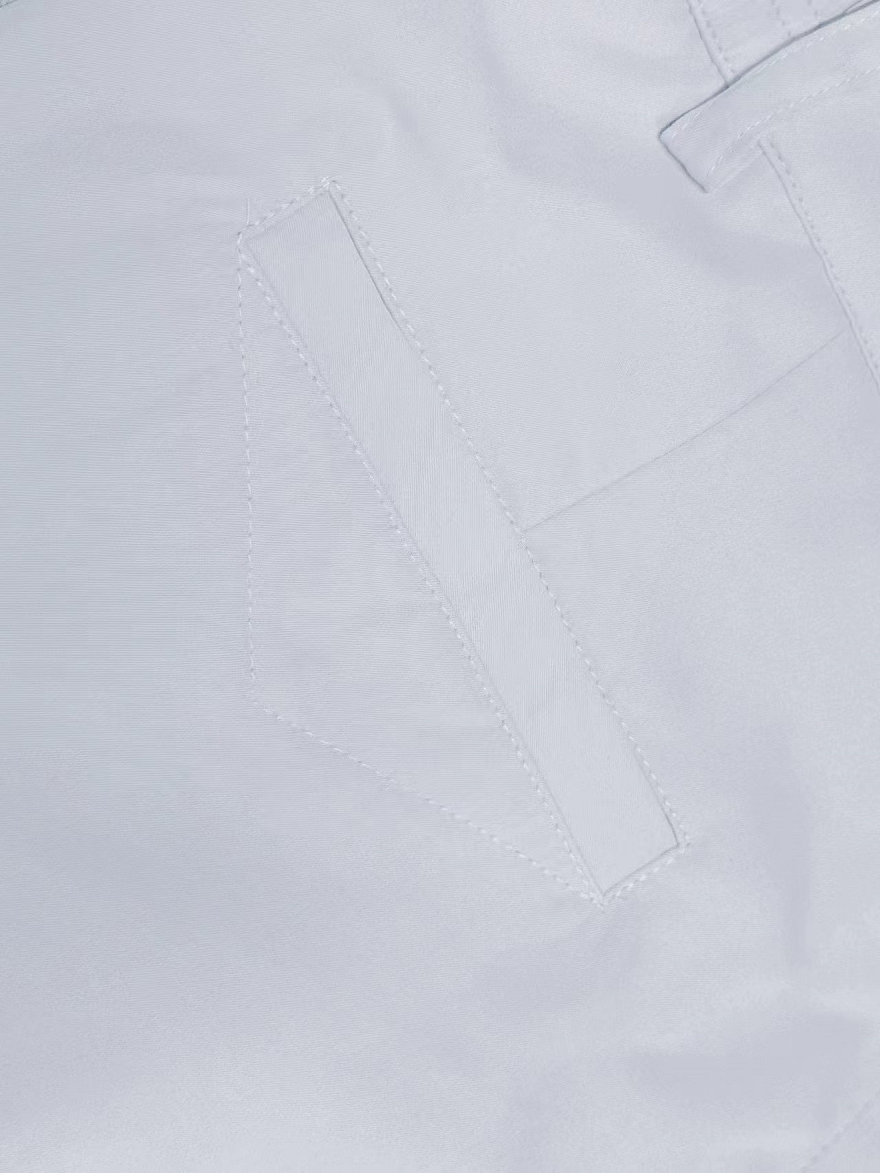 Green Solid Pocket Detail Casual Shorts