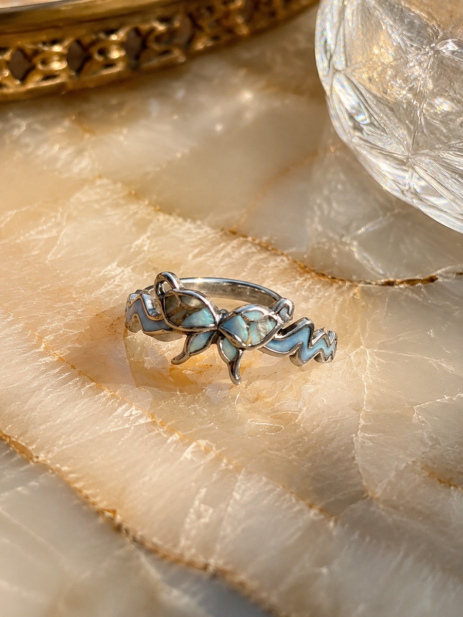 Blue Ribbon Ring
