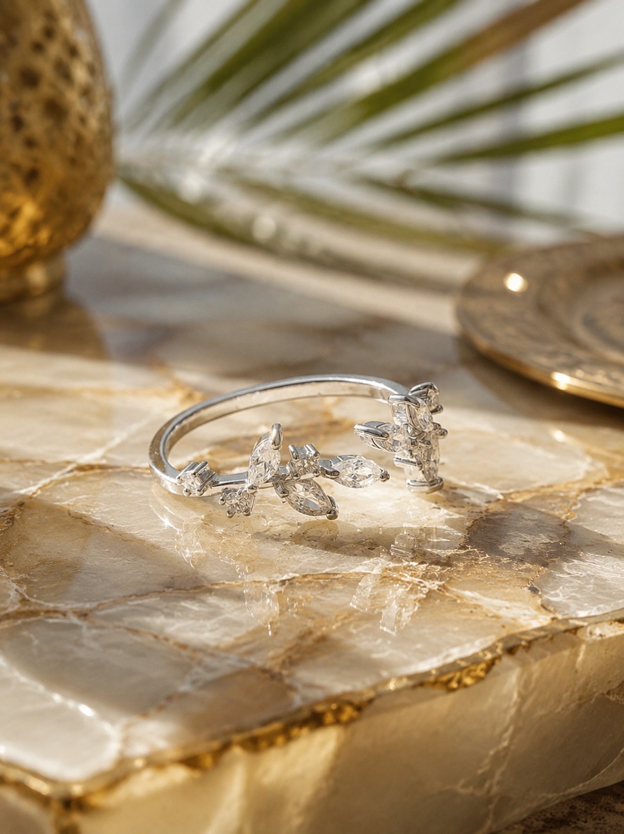 Silver Zircon Leaf Ring