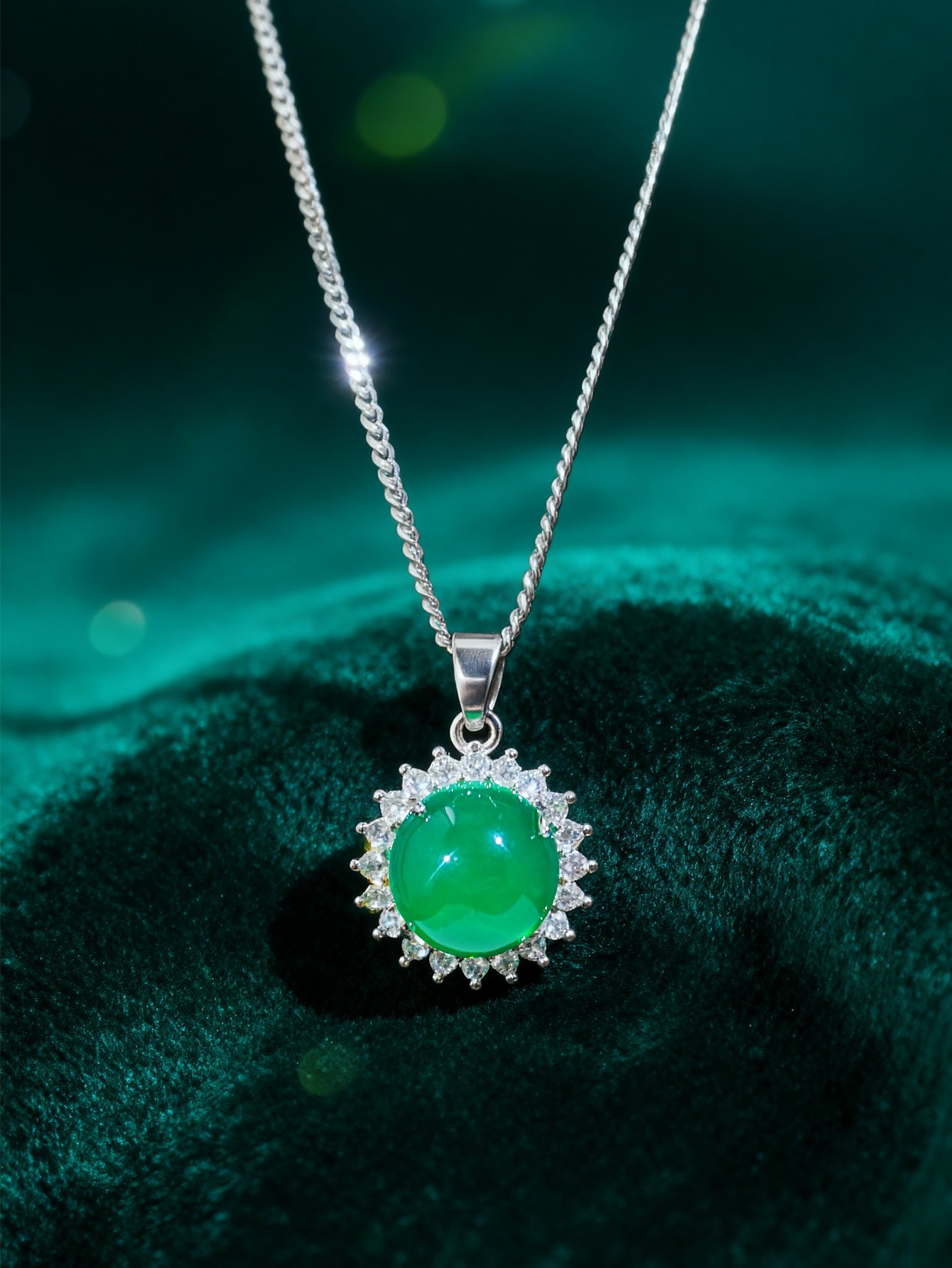 Silver Green Jewelry Necklace Earrings Set