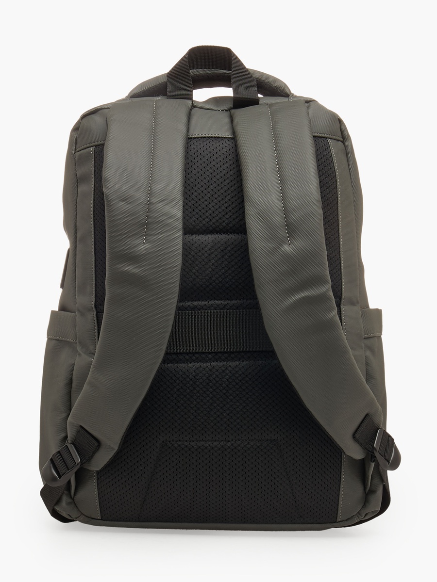 Logo Backpack with Padded Shoulder Straps - 18x22x21 cms