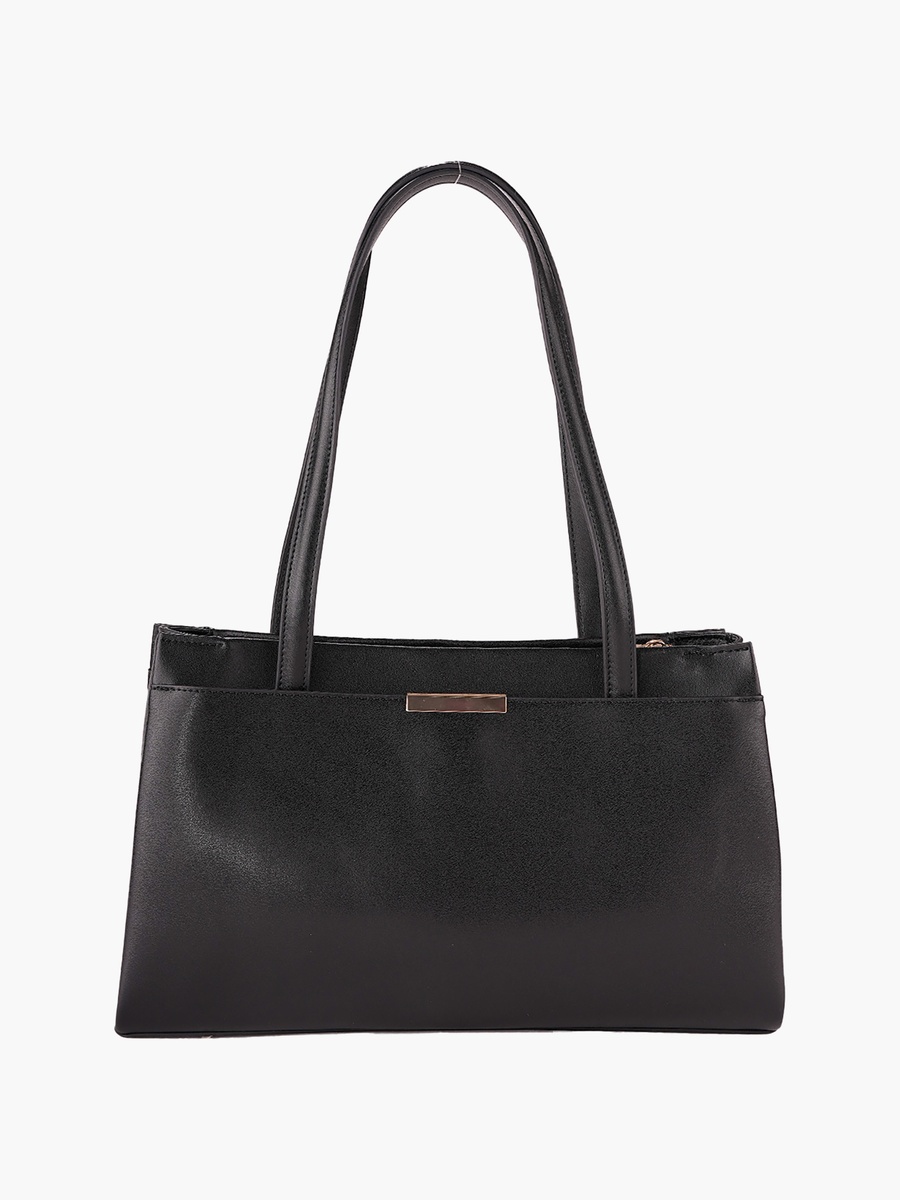 Savannah Signature Shoulder Bag | US6581