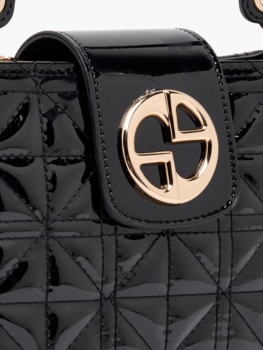 Quilted Crossbody Bag with Chain Strap