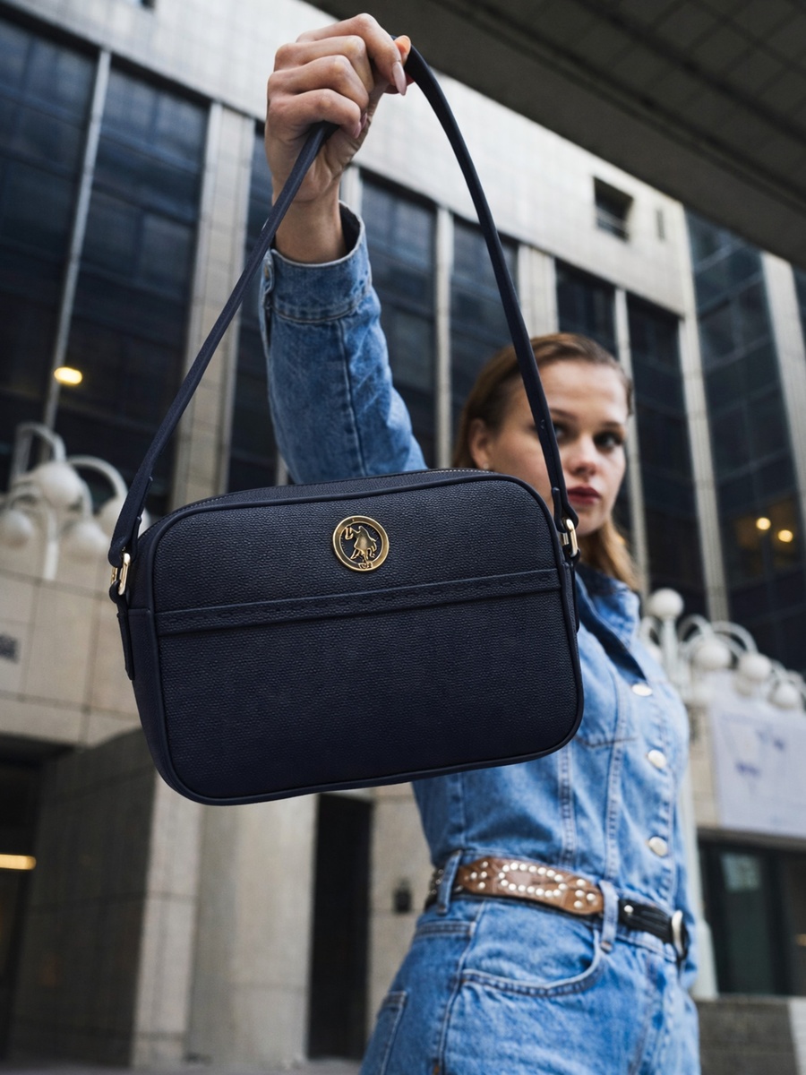 Chelsea Heritage Crossbody Bag | US6520