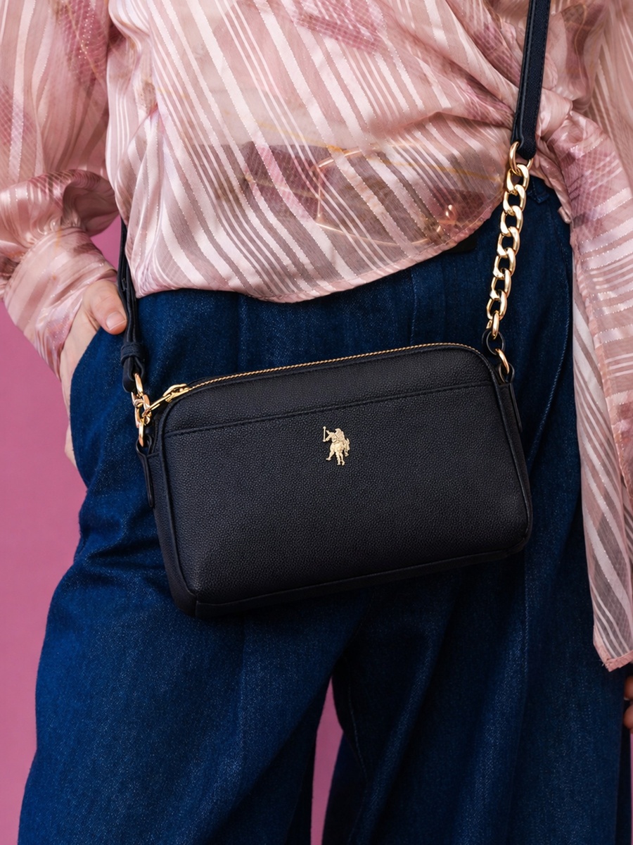 Windsor Classic Crossbody Bag | US6530
