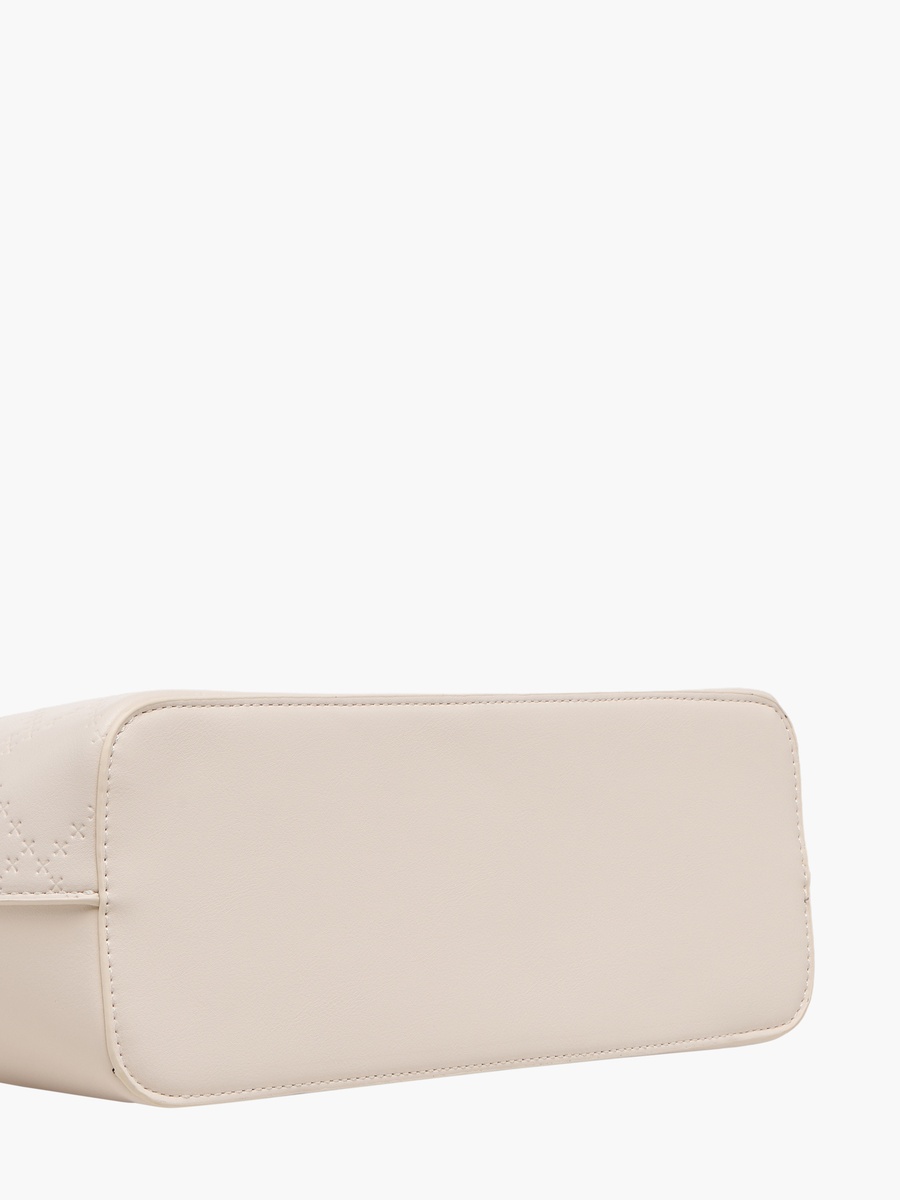 Quilted Tote Bag with Zip Closure
