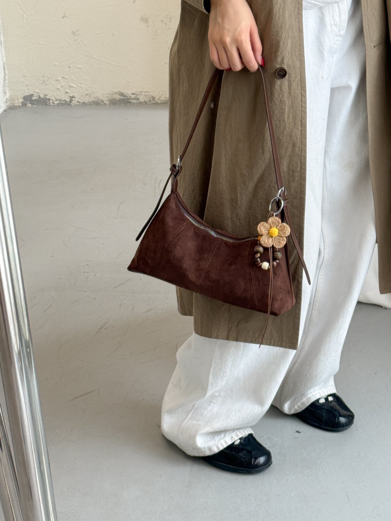 Coffee Brown Solid Shoulder Bag with Zip