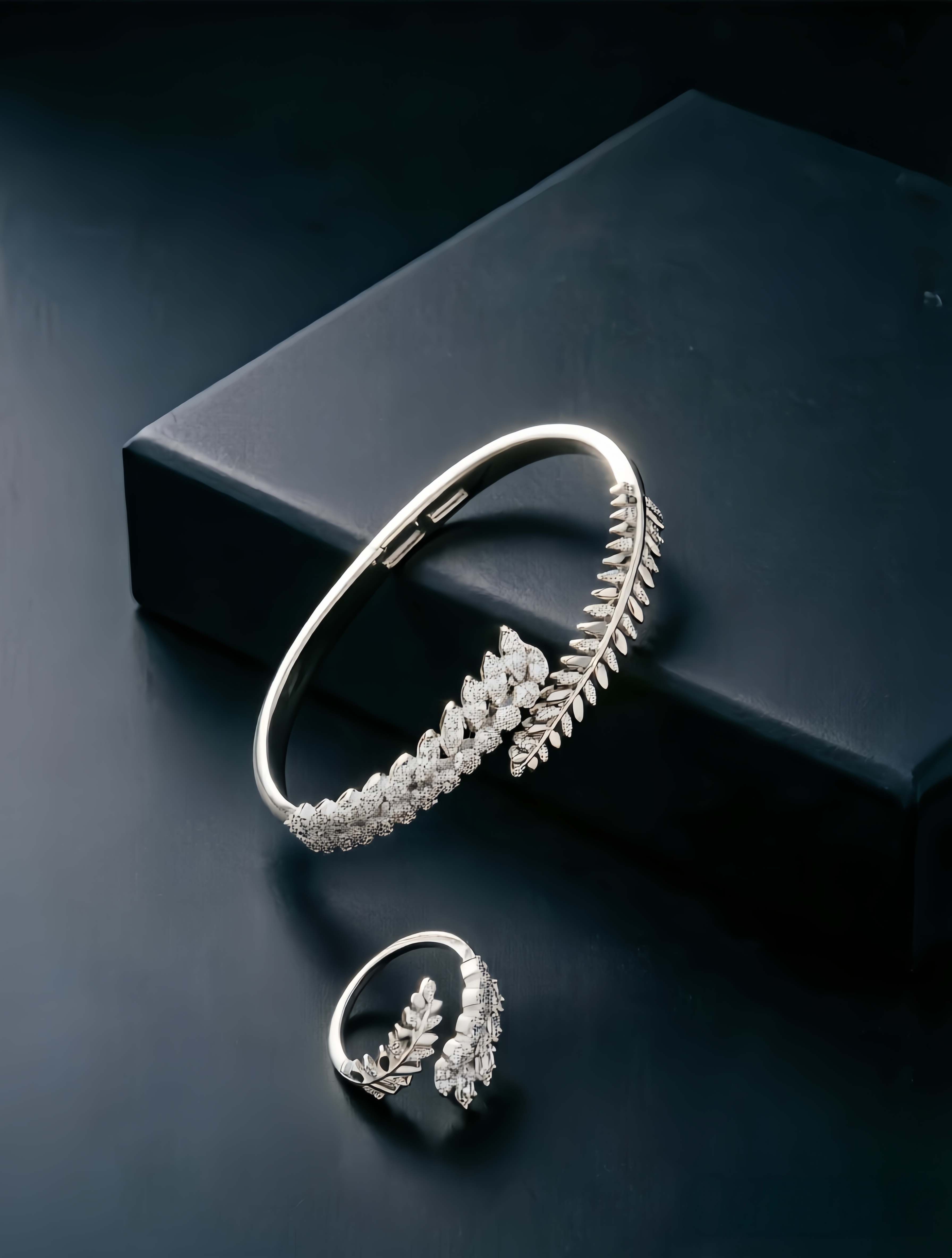 Silver Zircon Wheat Spike Bangle and Ring Set