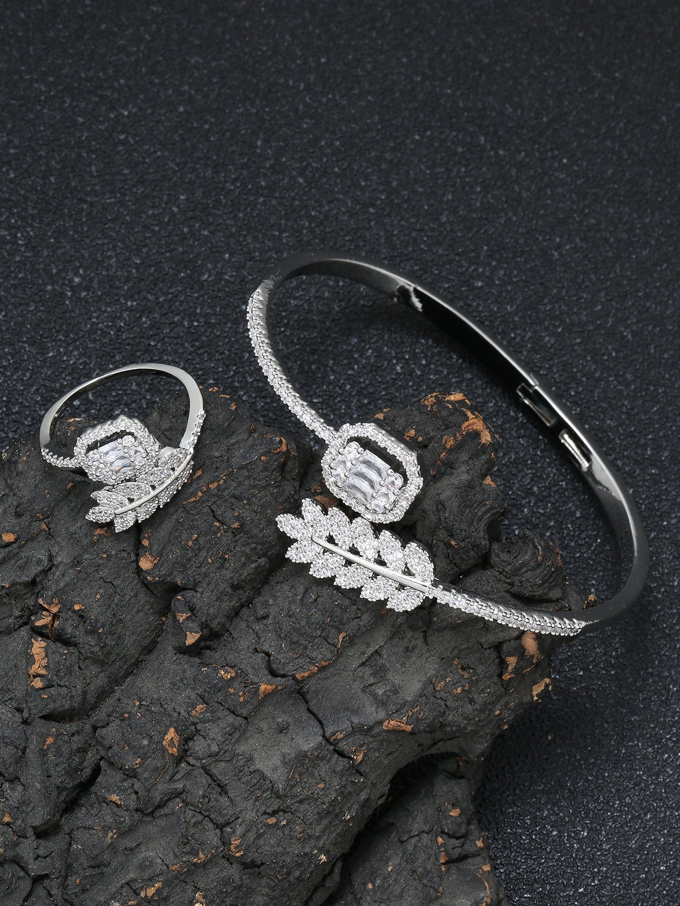 Silver Leaf Bangle and Ring Set