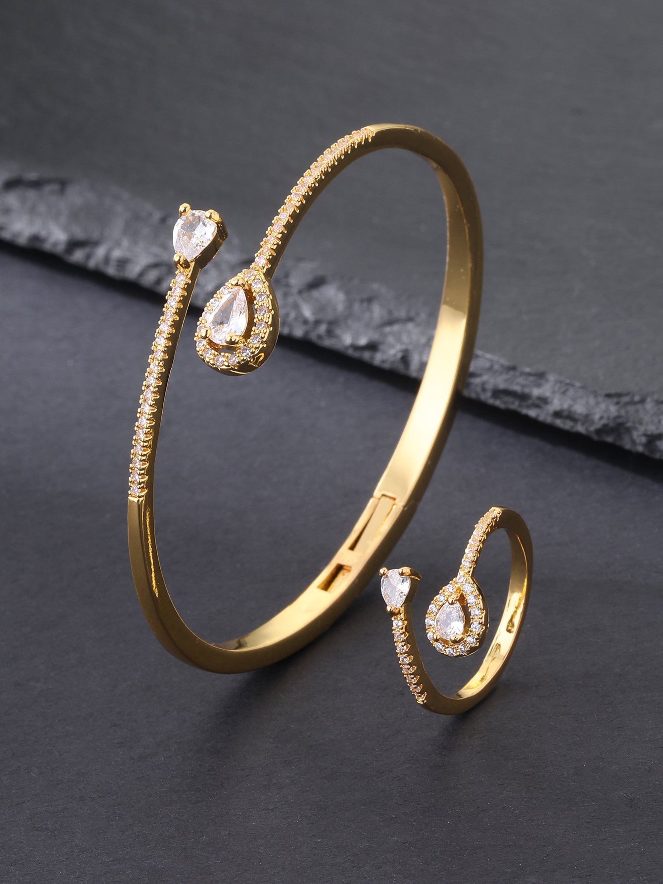 Gold-Plated Teardrop Zircon Bangle and Ring Set - 2pc