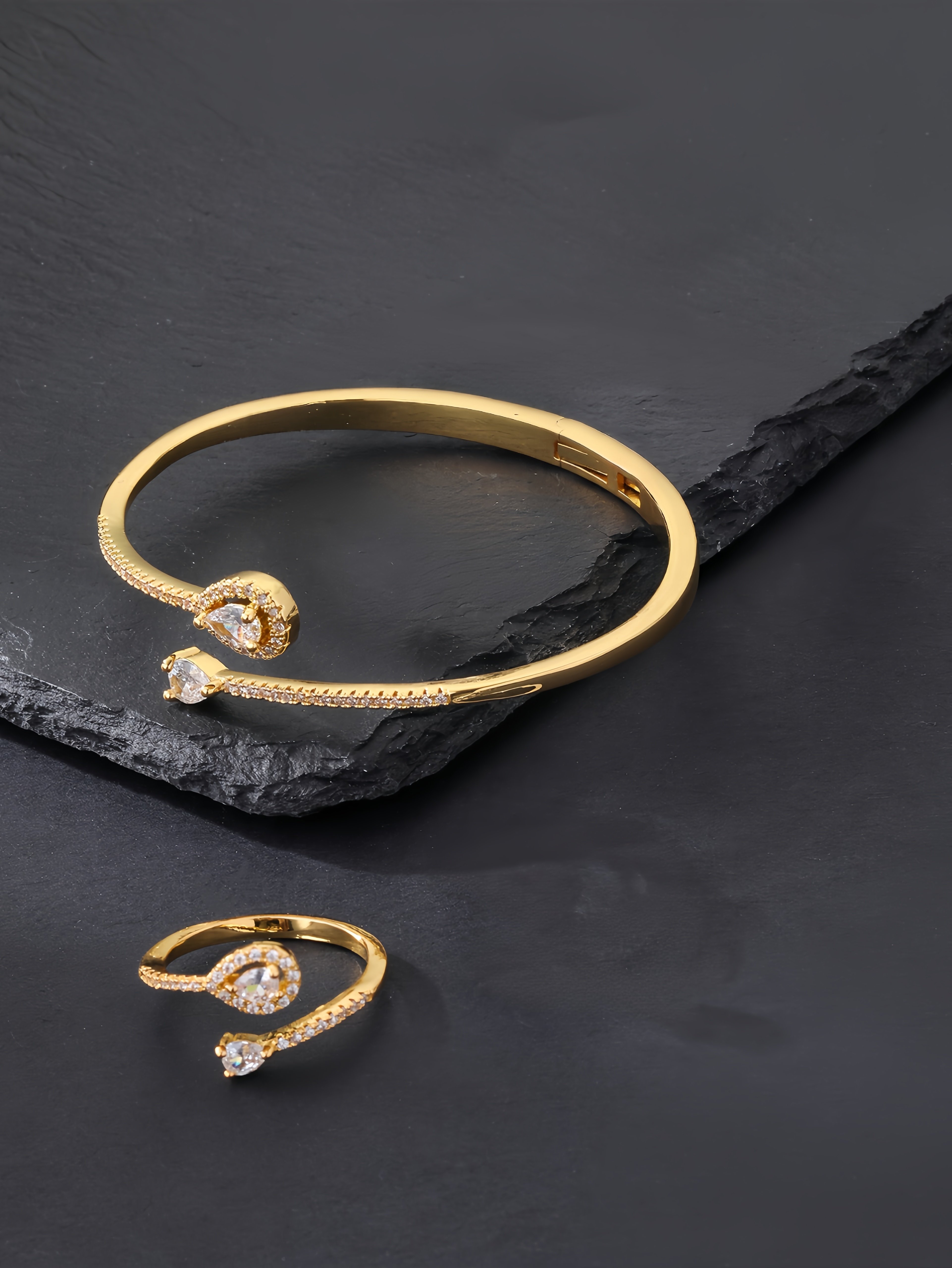 Gold-Plated Teardrop Zircon Bangle and Ring Set - 2pc