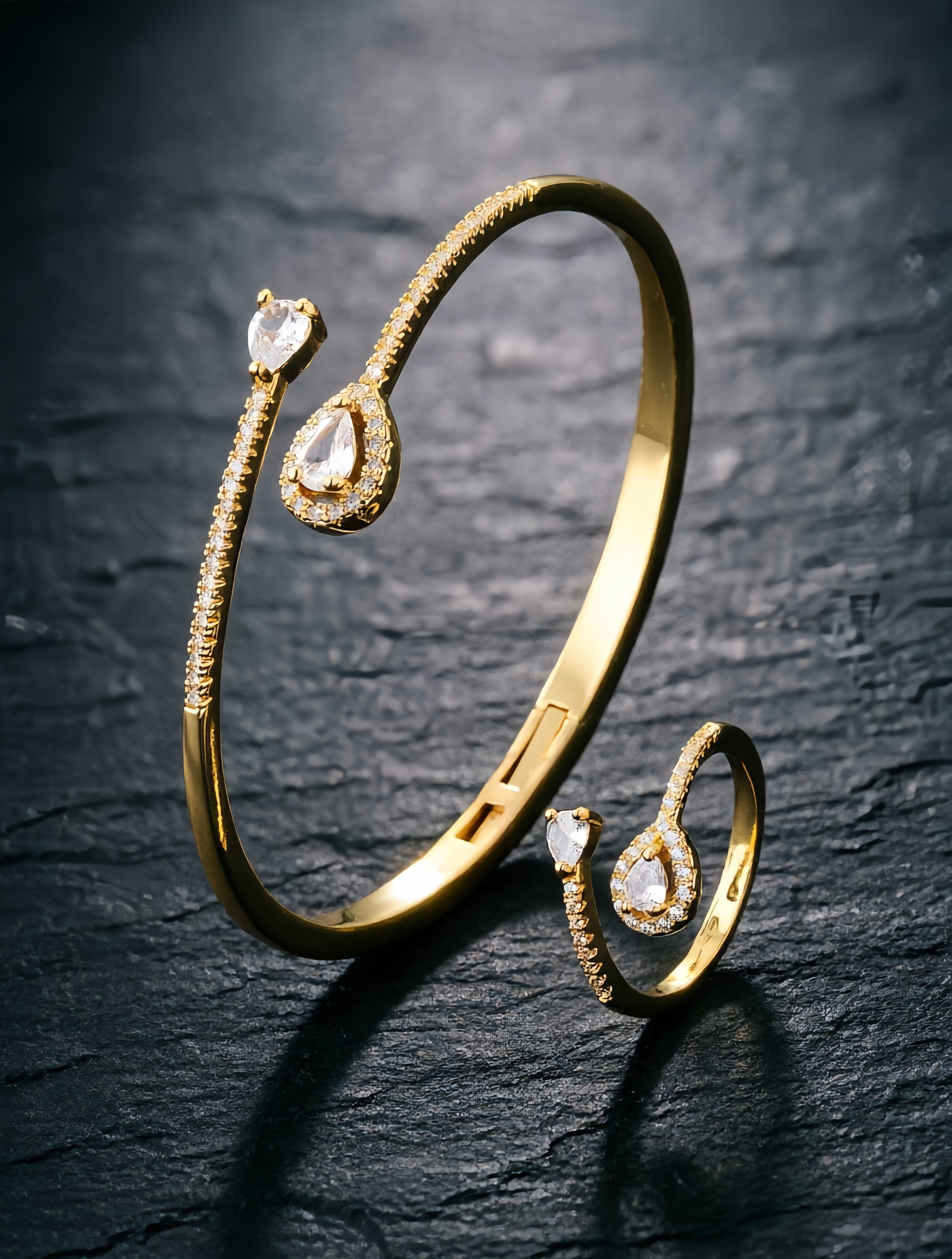 Gold-Plated Teardrop Zircon Bangle and Ring Set - 2pc