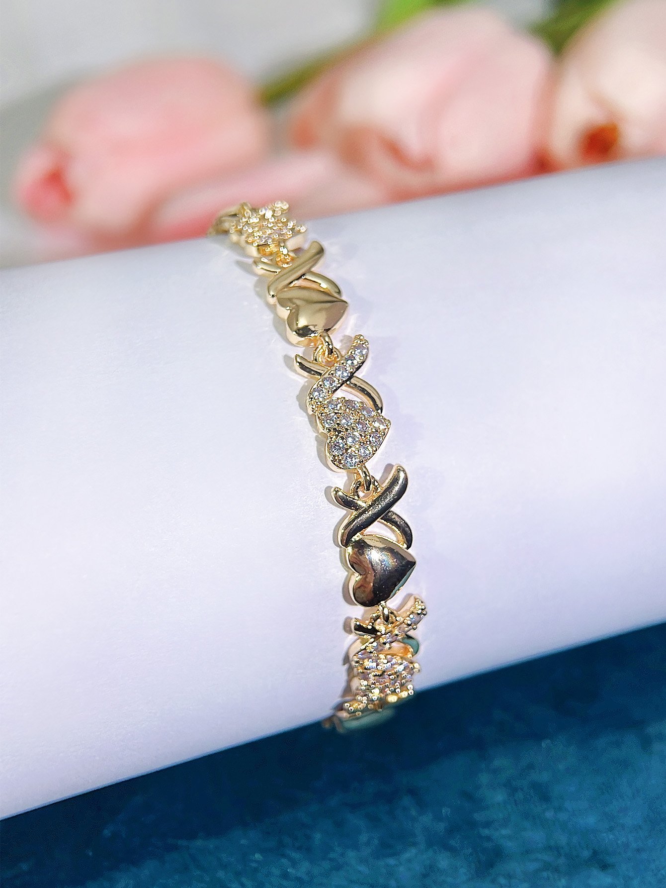 Golden Heart and XOXO Link Bracelet