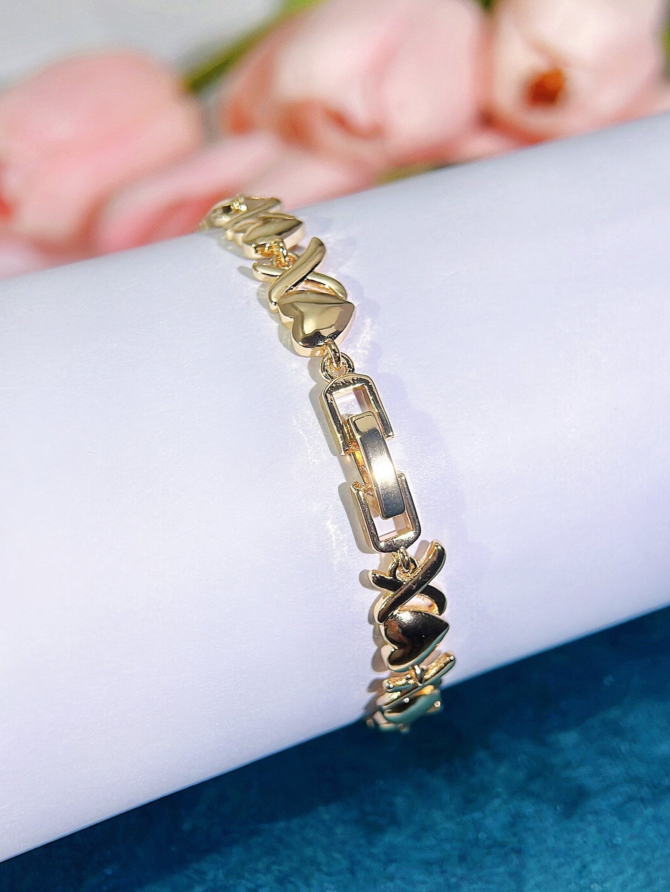 Golden Heart and XOXO Link Bracelet