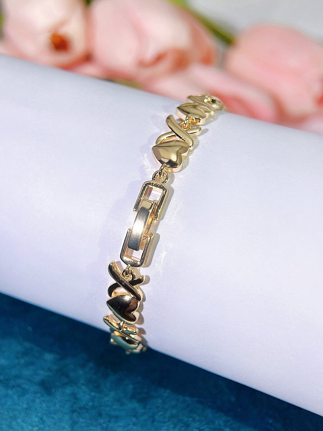 Golden Heart and XOXO Link Bracelet