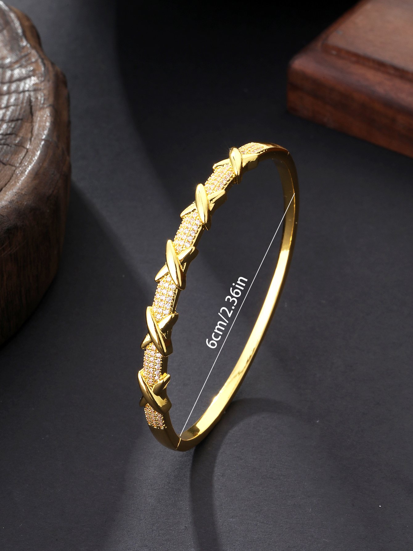 Gold Texture Bangle-Style Bracelet