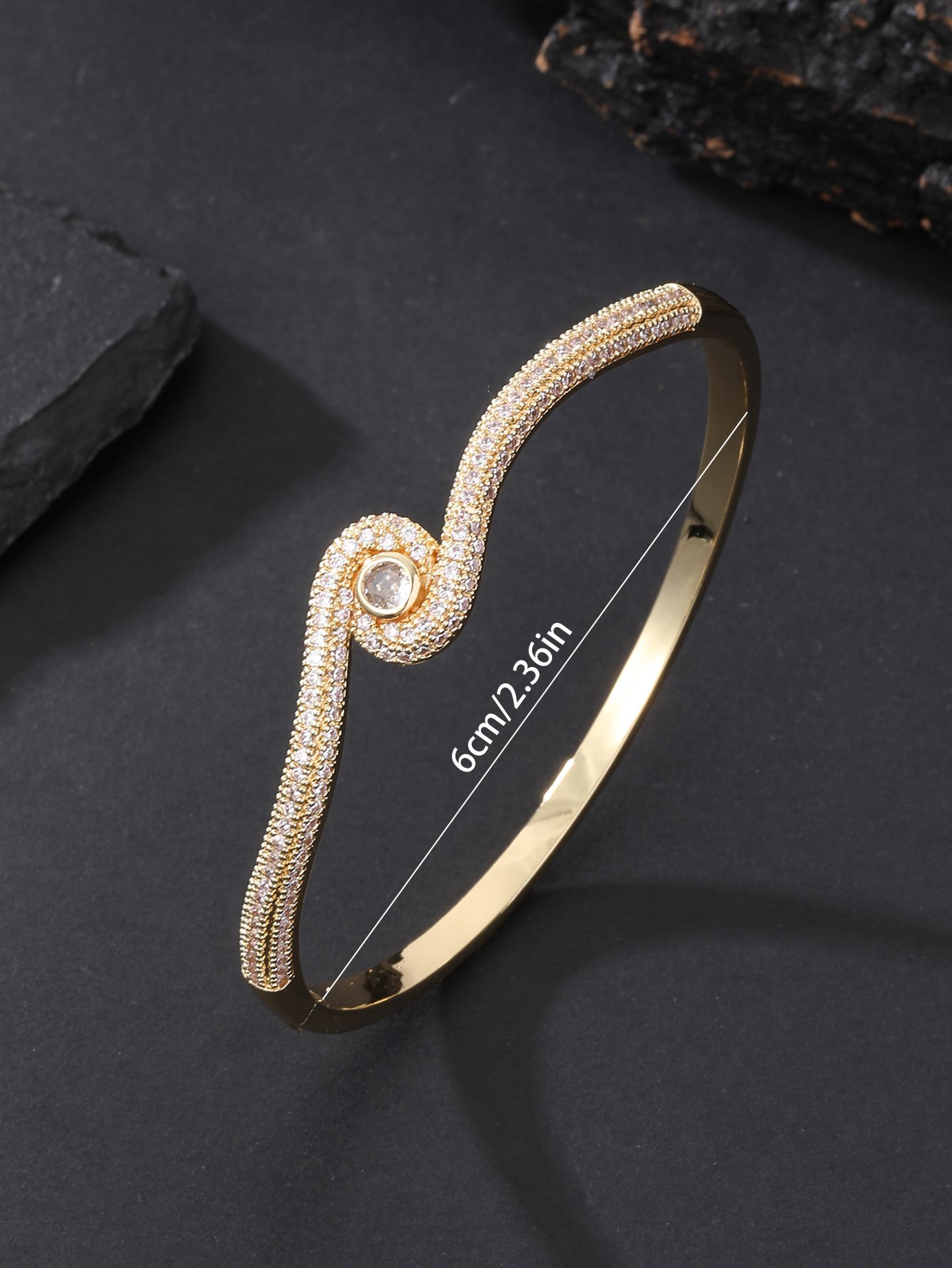 Gold Solid Bangle-Style Bracelet