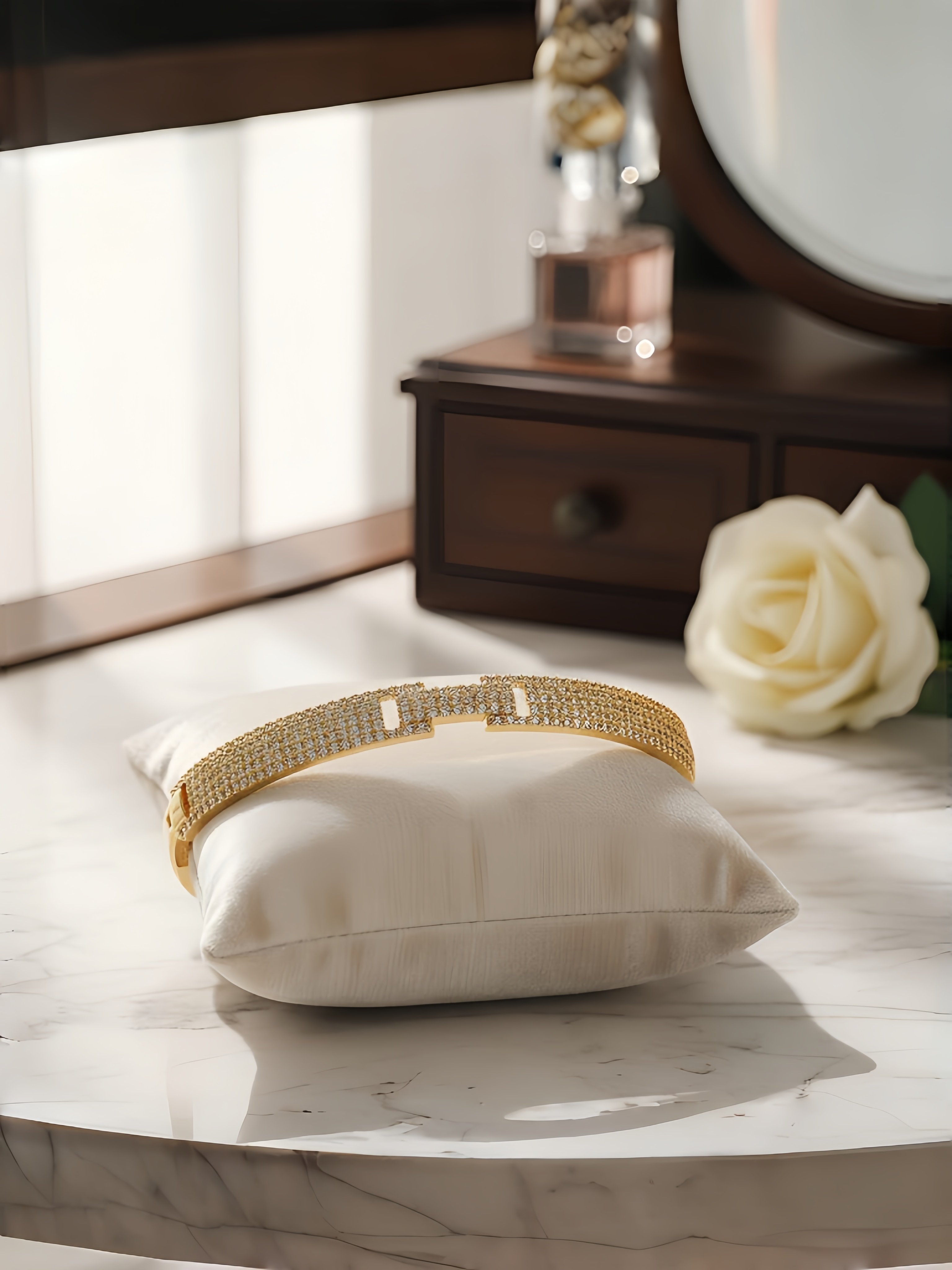 Gold Texture Bangle-Style Bracelet