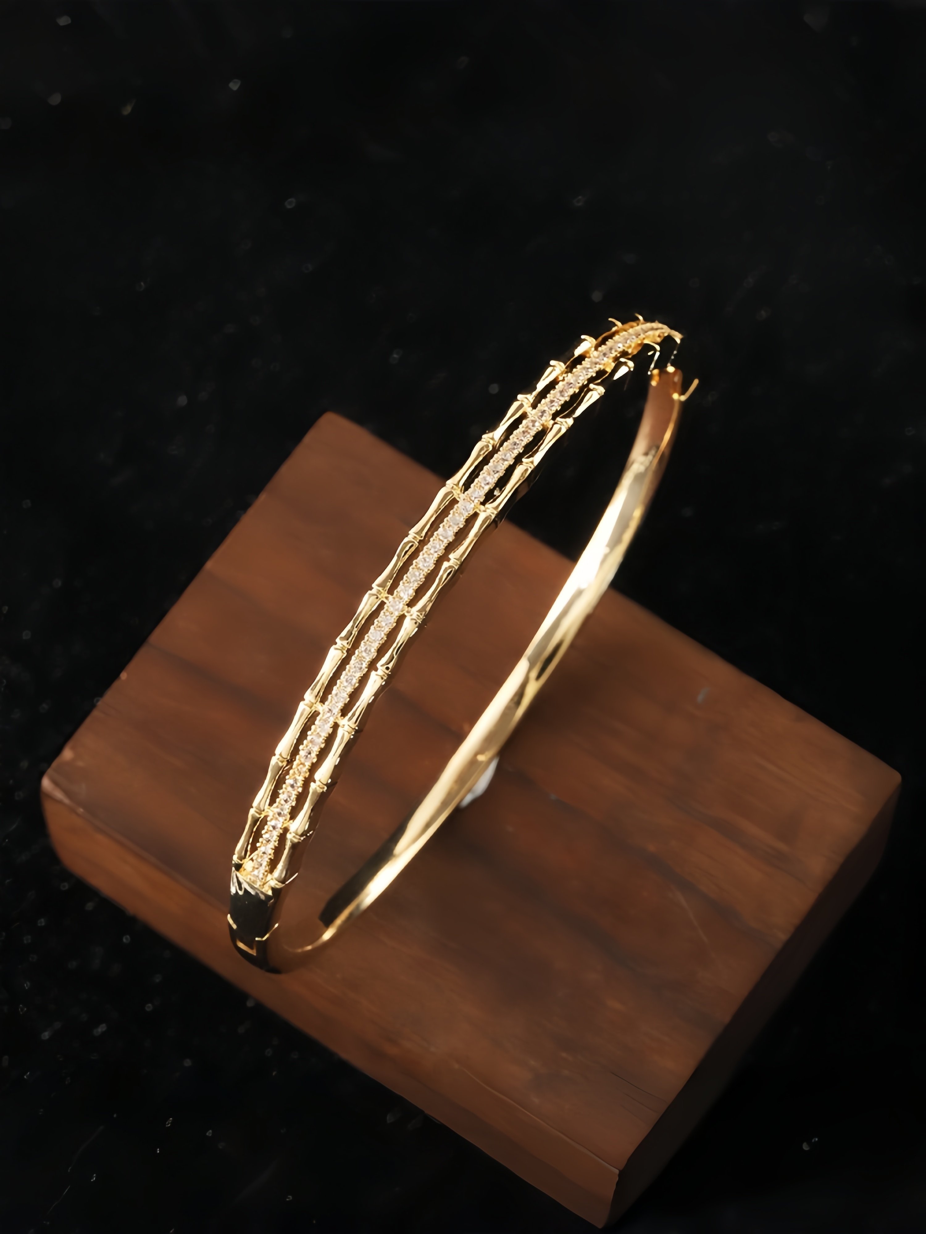 Gold Texture Bangle-Style Bracelet