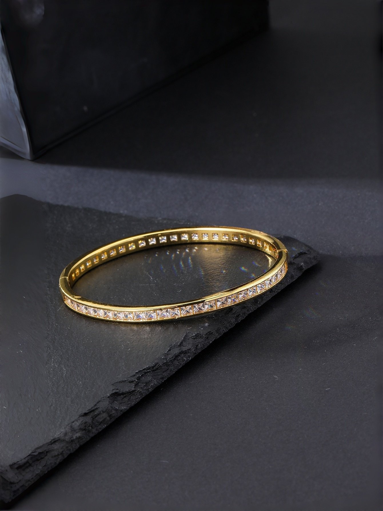 Gold Solid Bangle-Style Bracelet