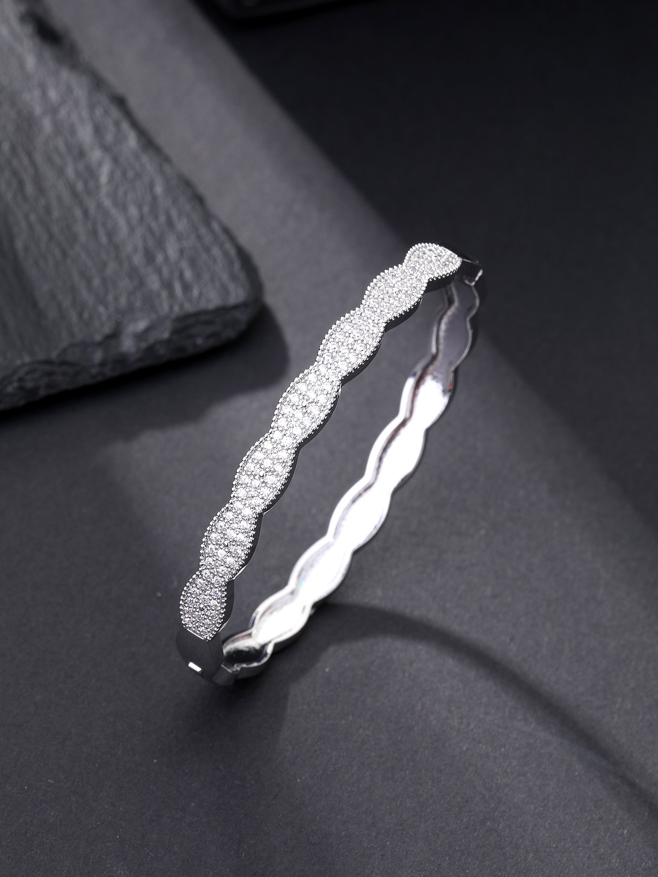 Silver Texture Bangle-Style Bracelet