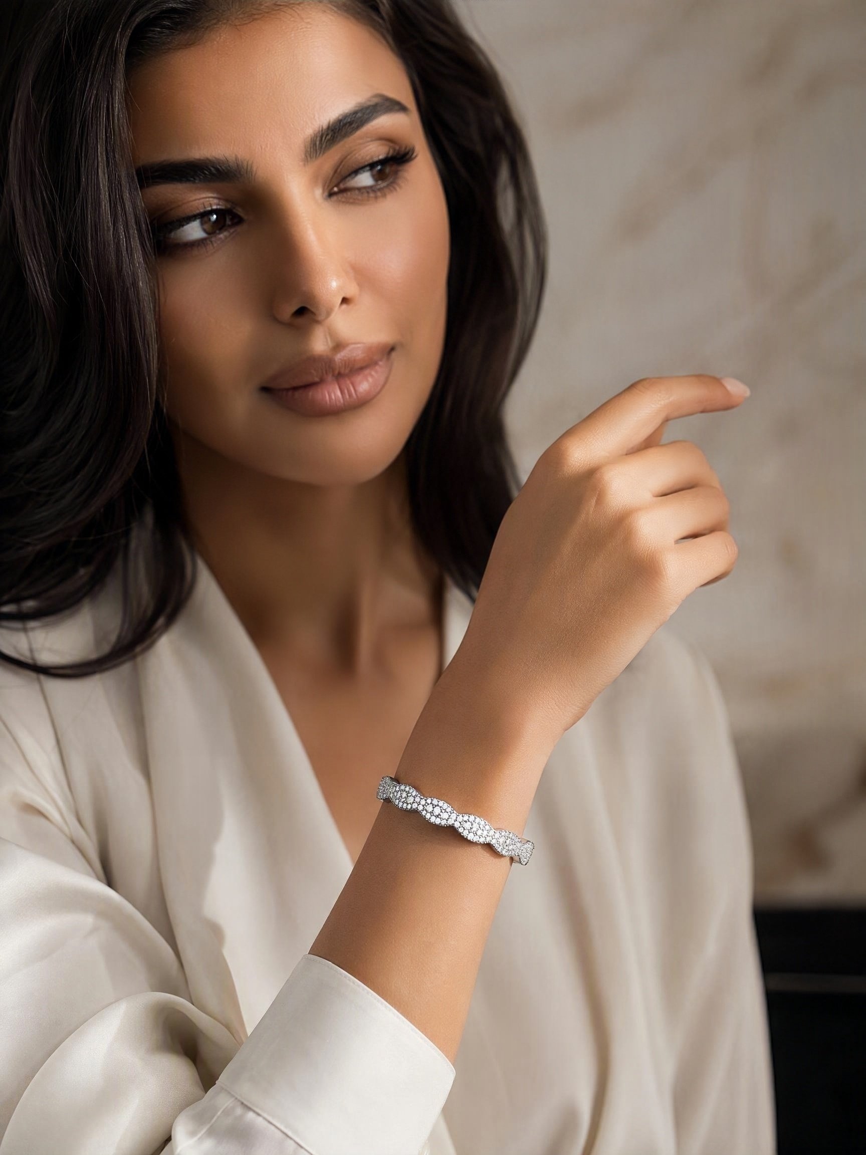 Silver Texture Bangle-Style Bracelet