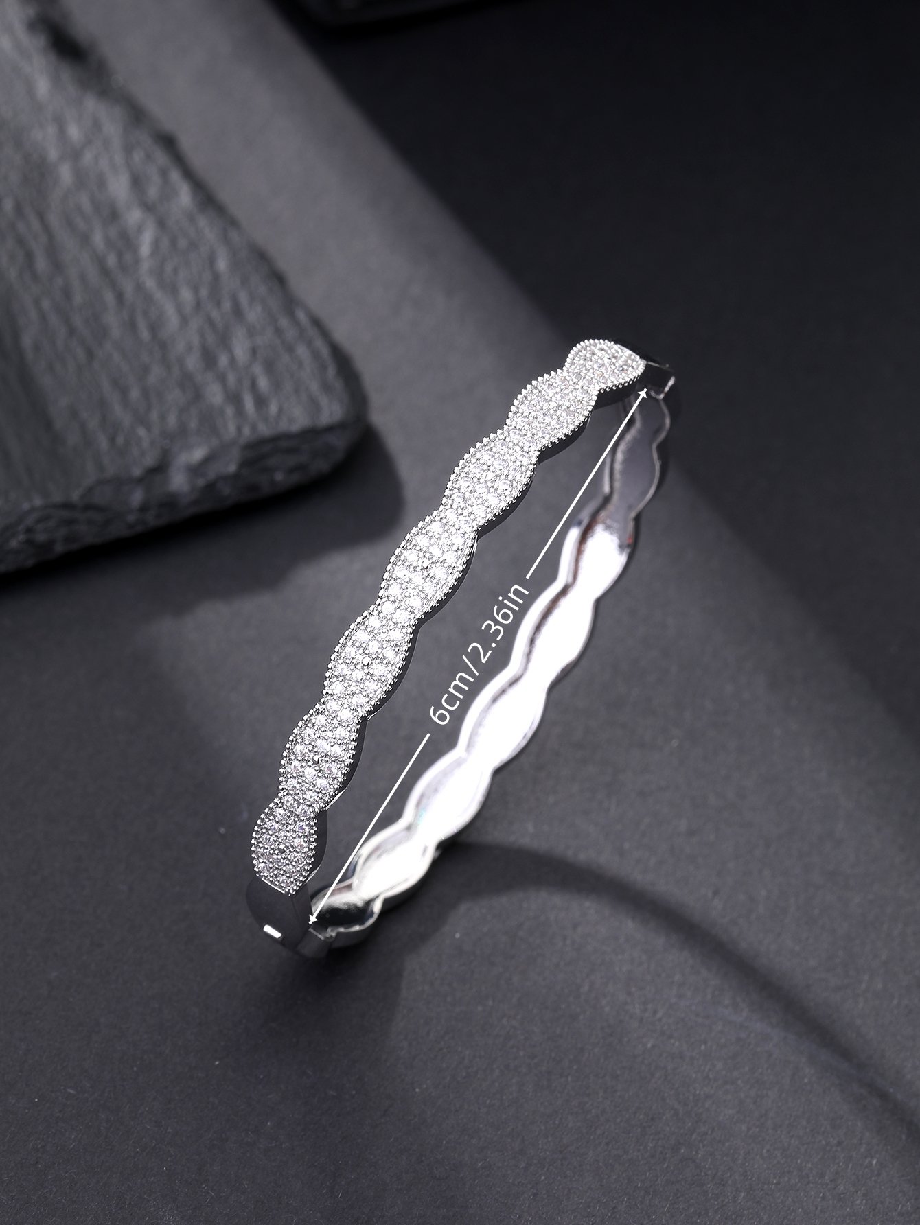 Silver Texture Bangle-Style Bracelet