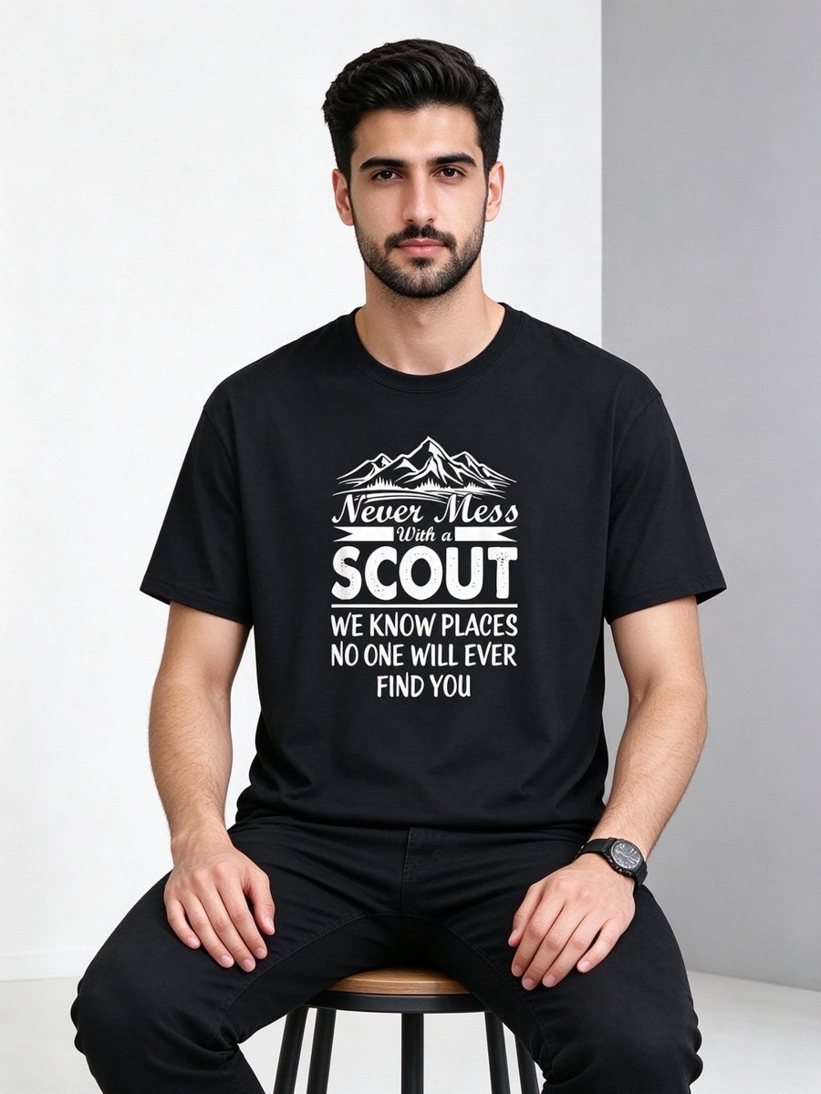 Men Black Graphic T-Shirt with Short Sleeve