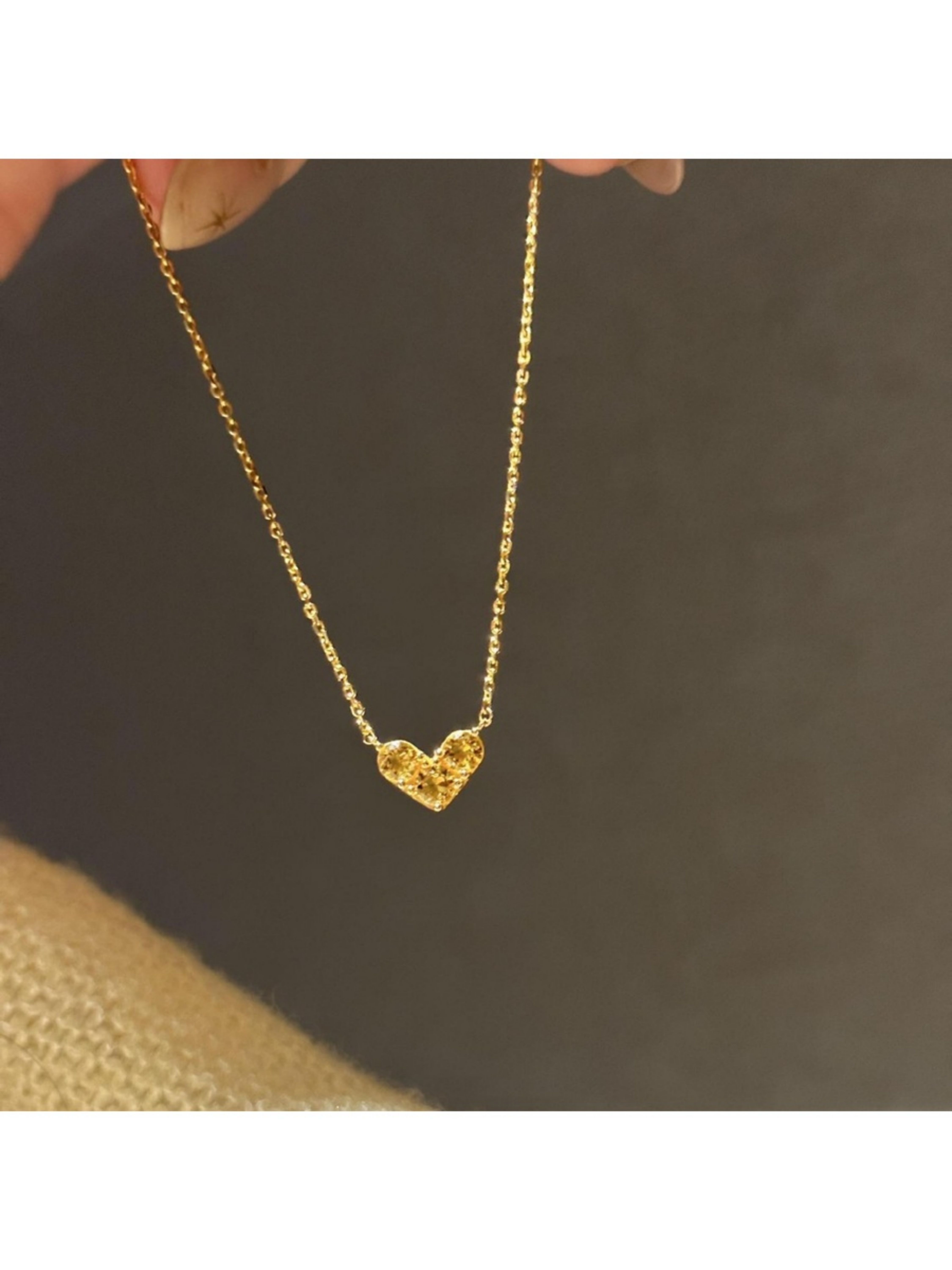 Gold Texture Pendant Necklace