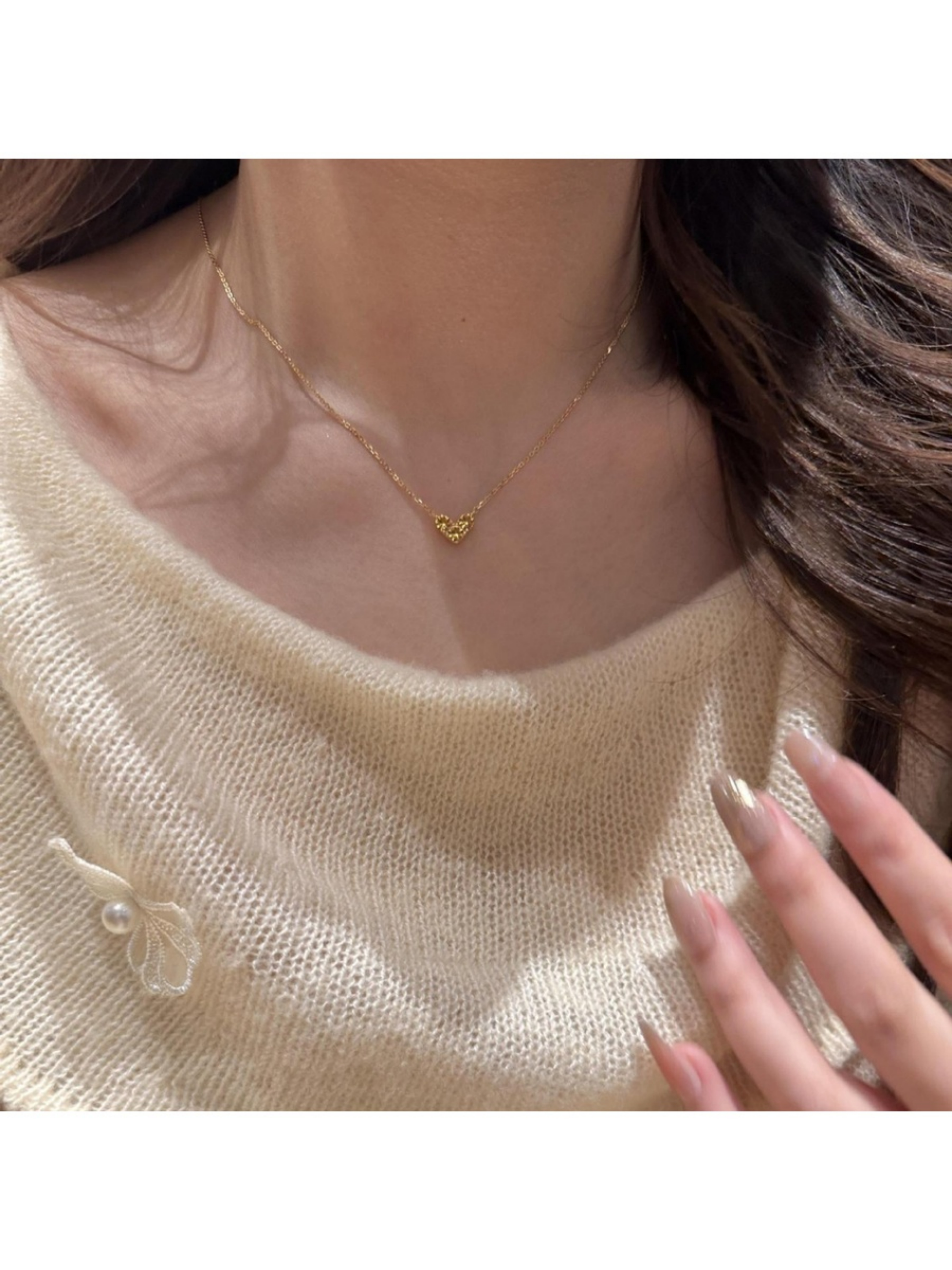 Gold Texture Pendant Necklace