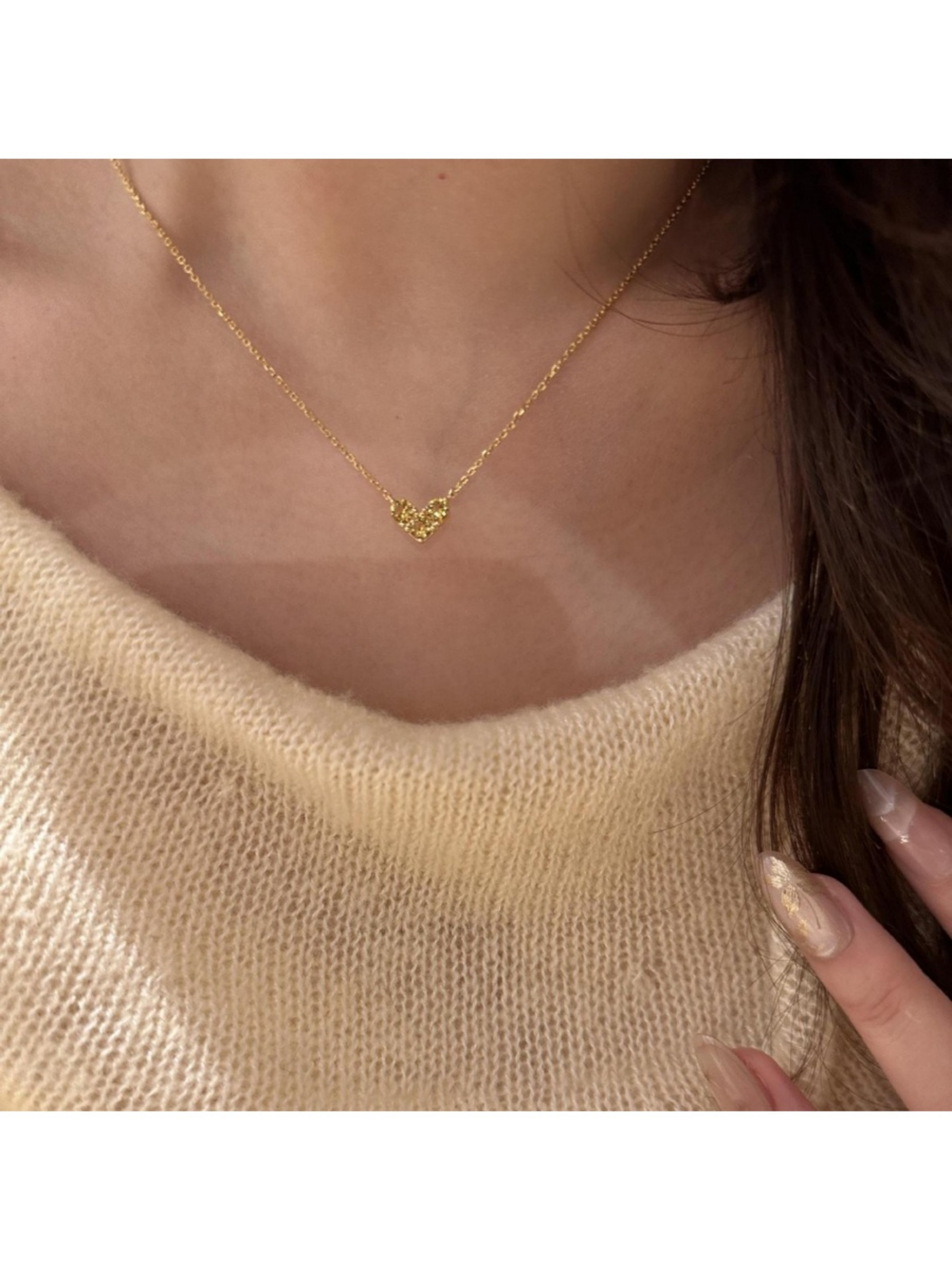 Gold Texture Pendant Necklace