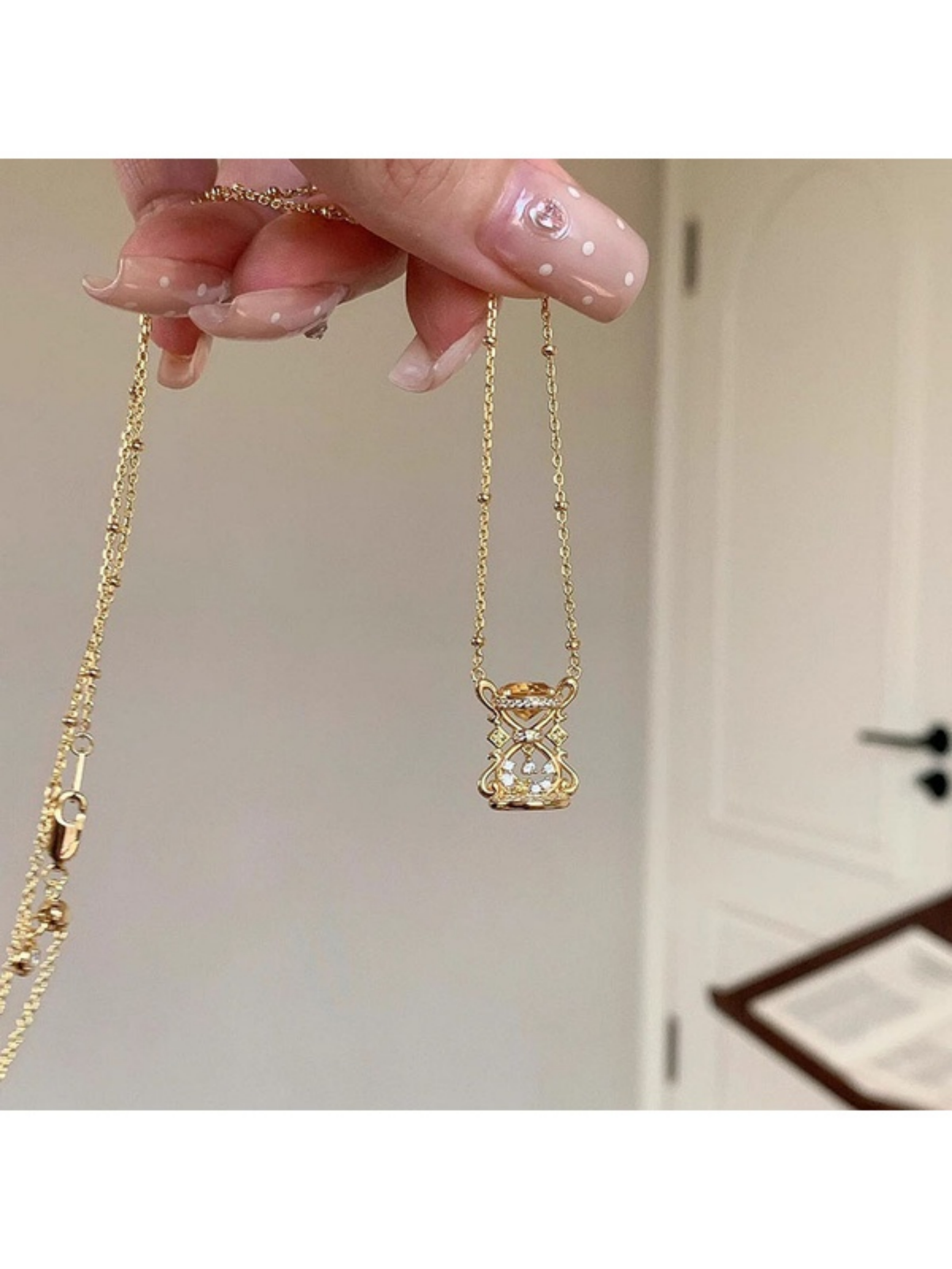 Gold Solid Pendant Necklace