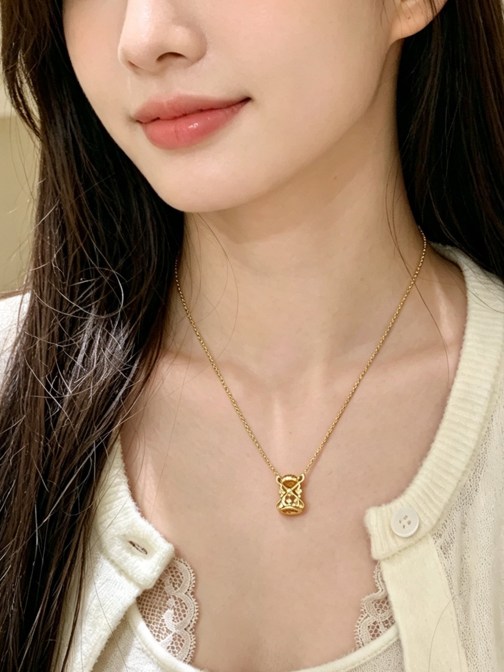 Gold Solid Pendant Necklace
