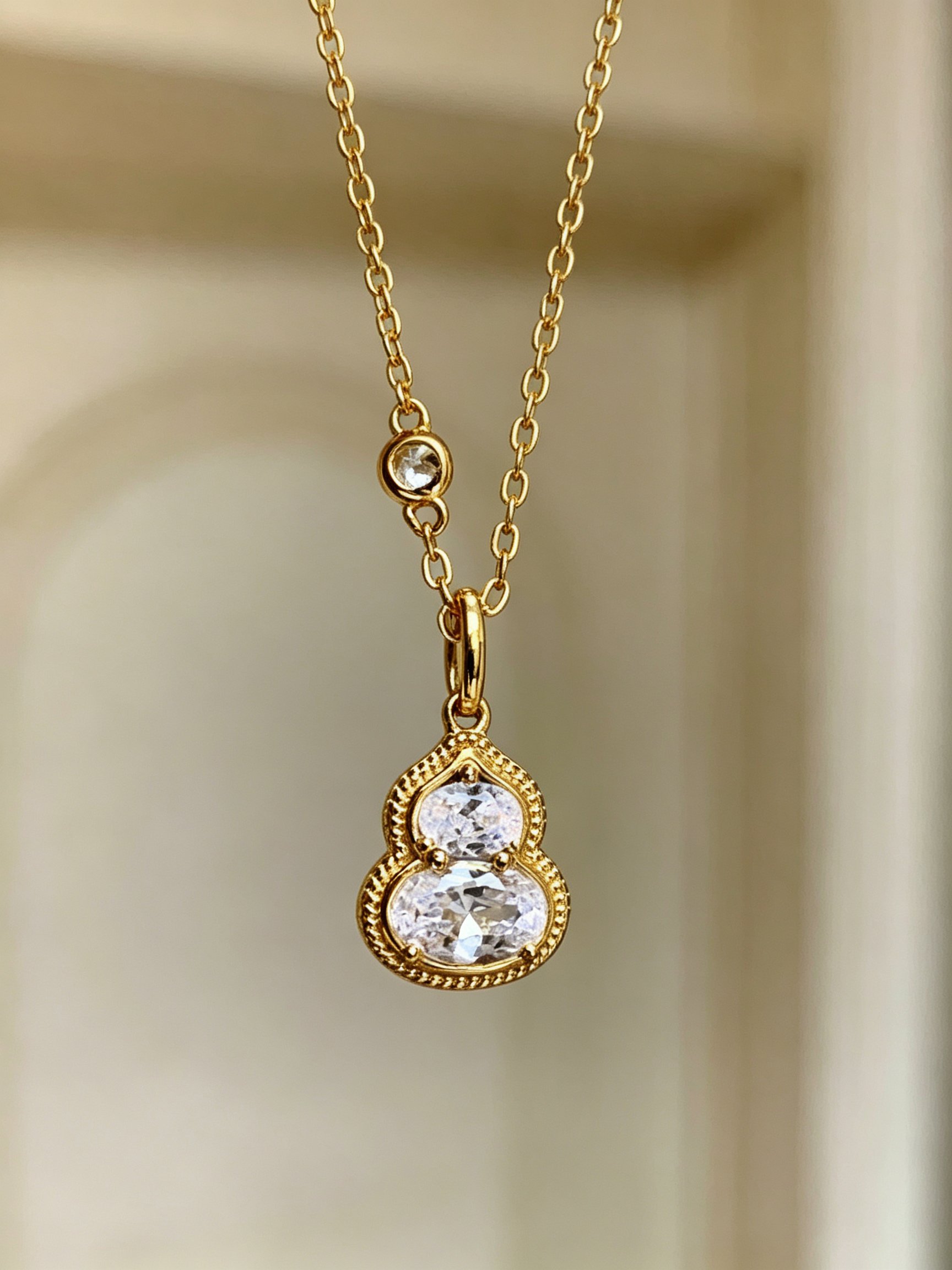 Gold Solid Pendant Necklace