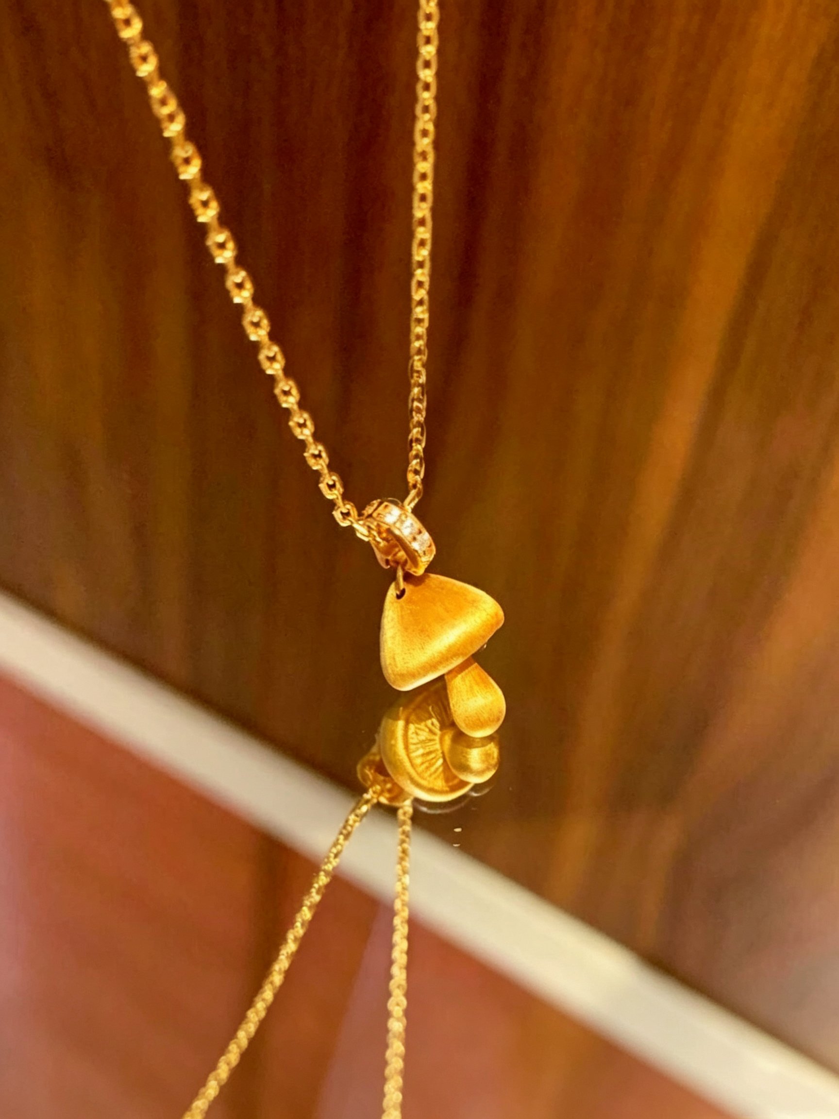 Gold Solid Pendant Necklace