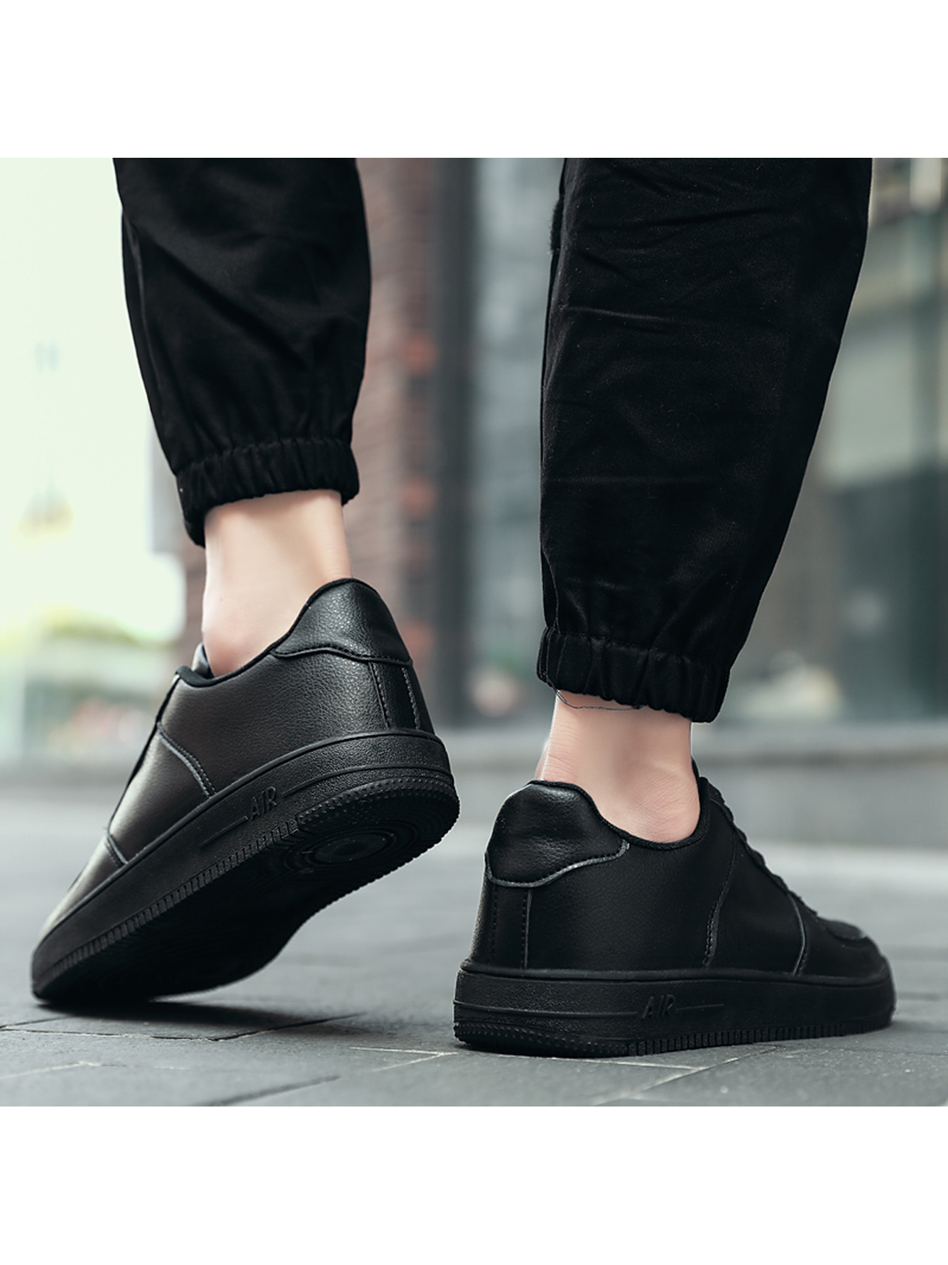 Men Black Casual Sneakers