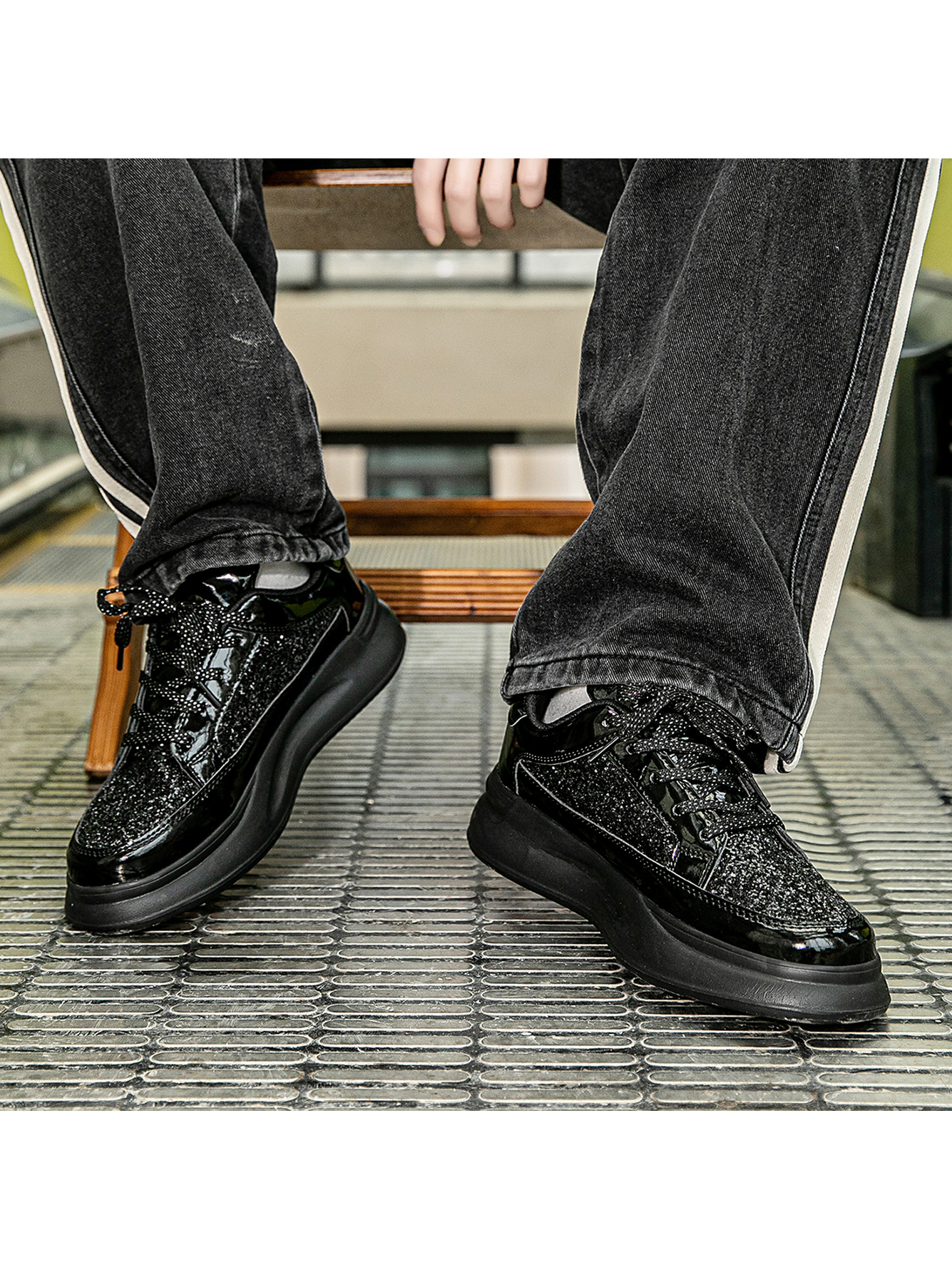 Men Black Glitter Patent Leather Casual Sneakers