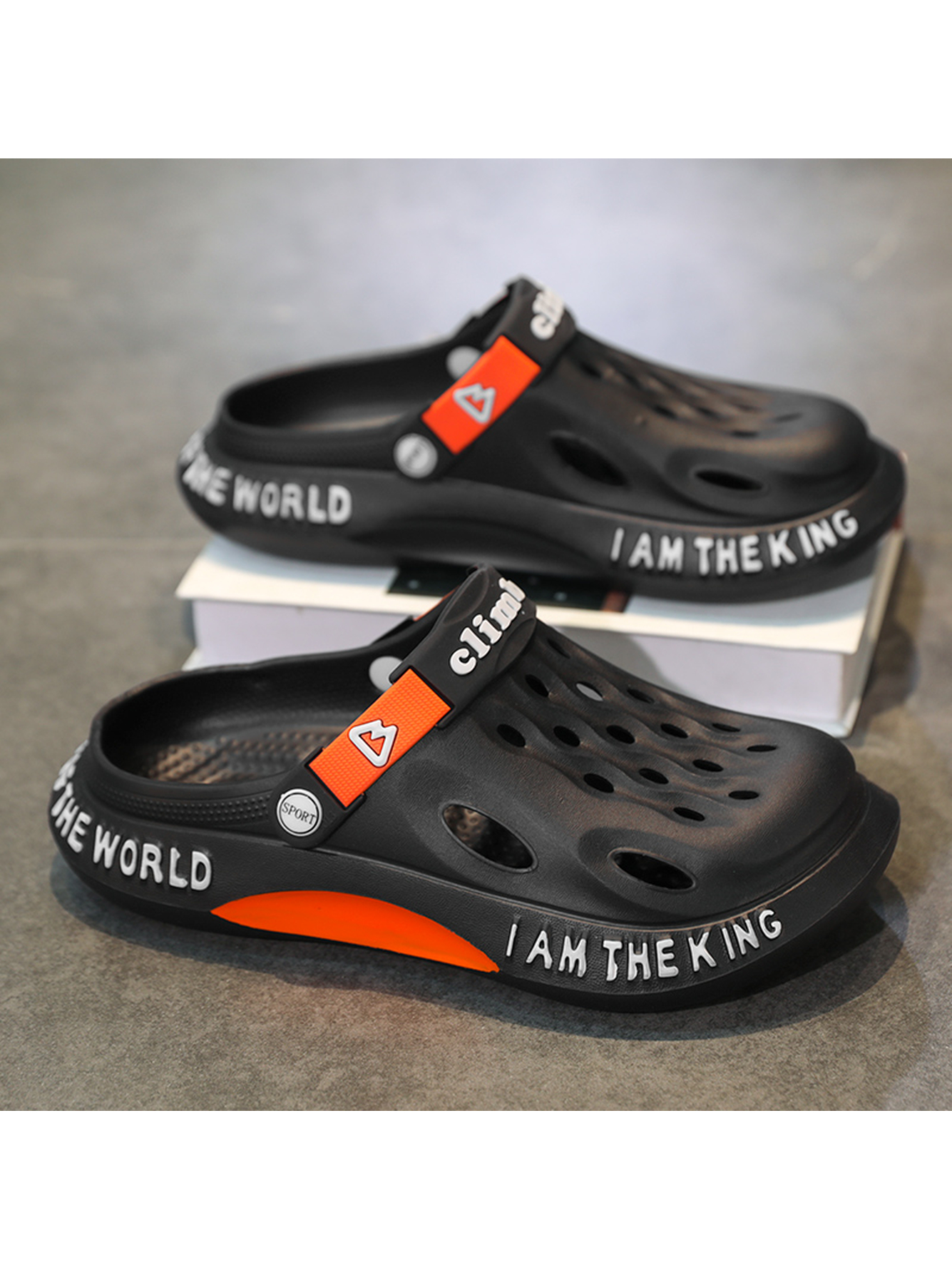 Men Black Comfort Plain Clogs